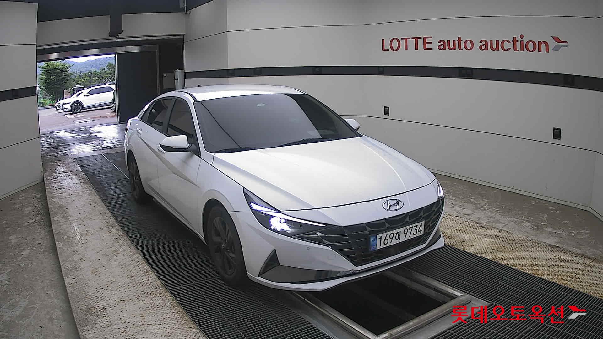 2023 - hyundai avante