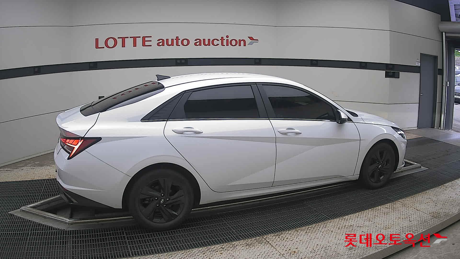 2023 - hyundai avante