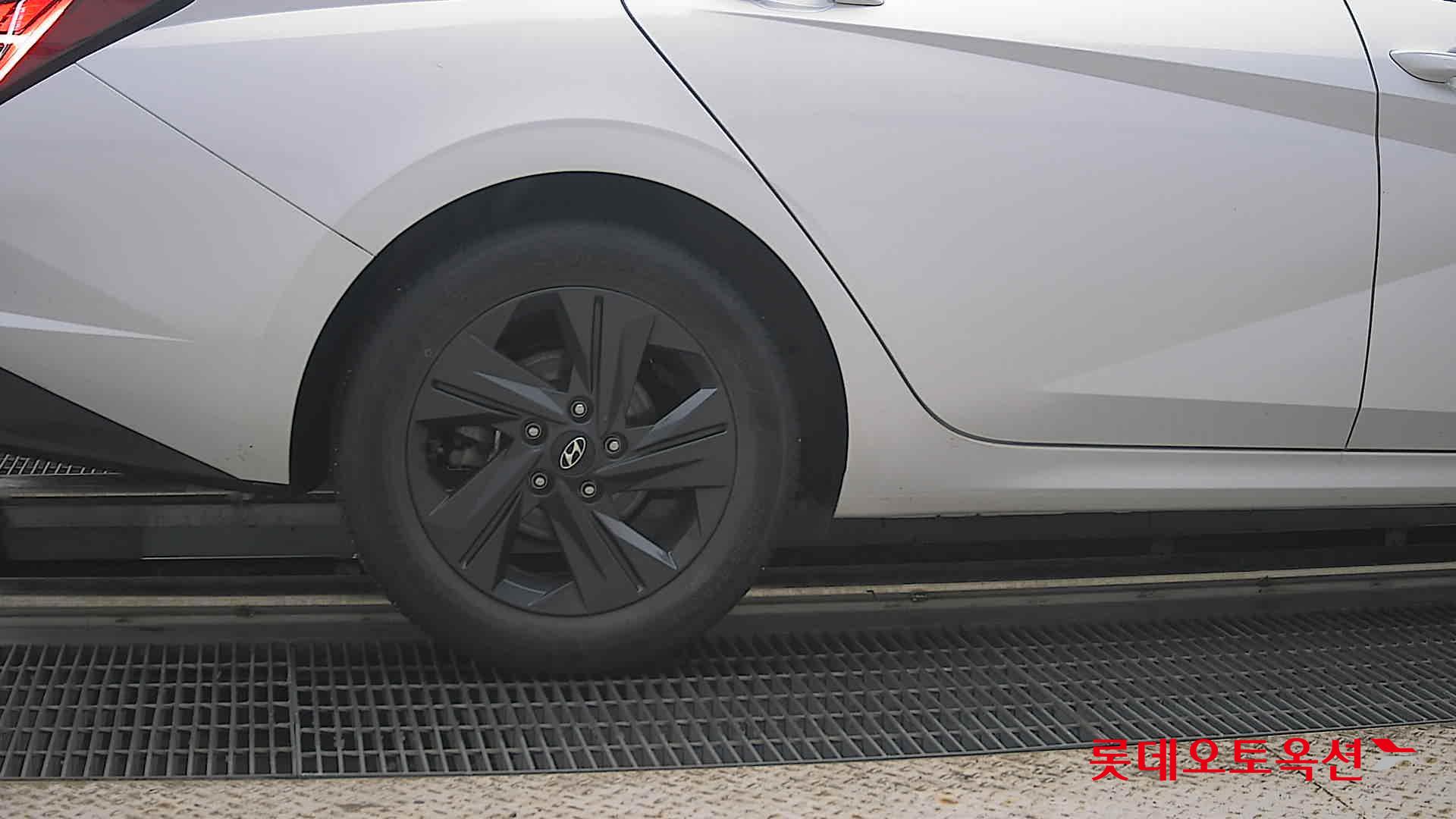 2023 - hyundai avante