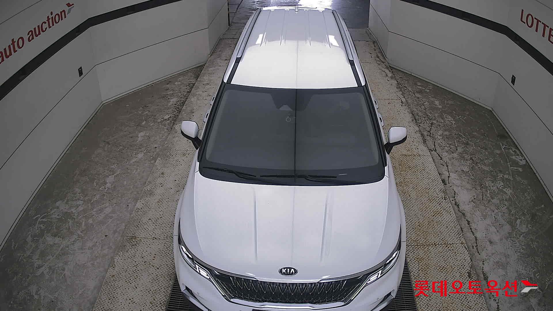 2021 - kia carnival