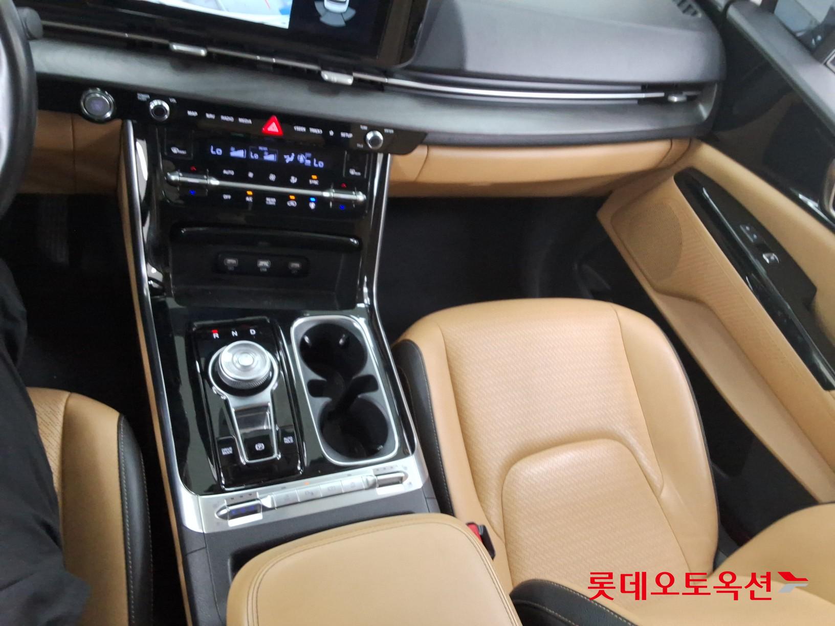 2021 - kia carnival