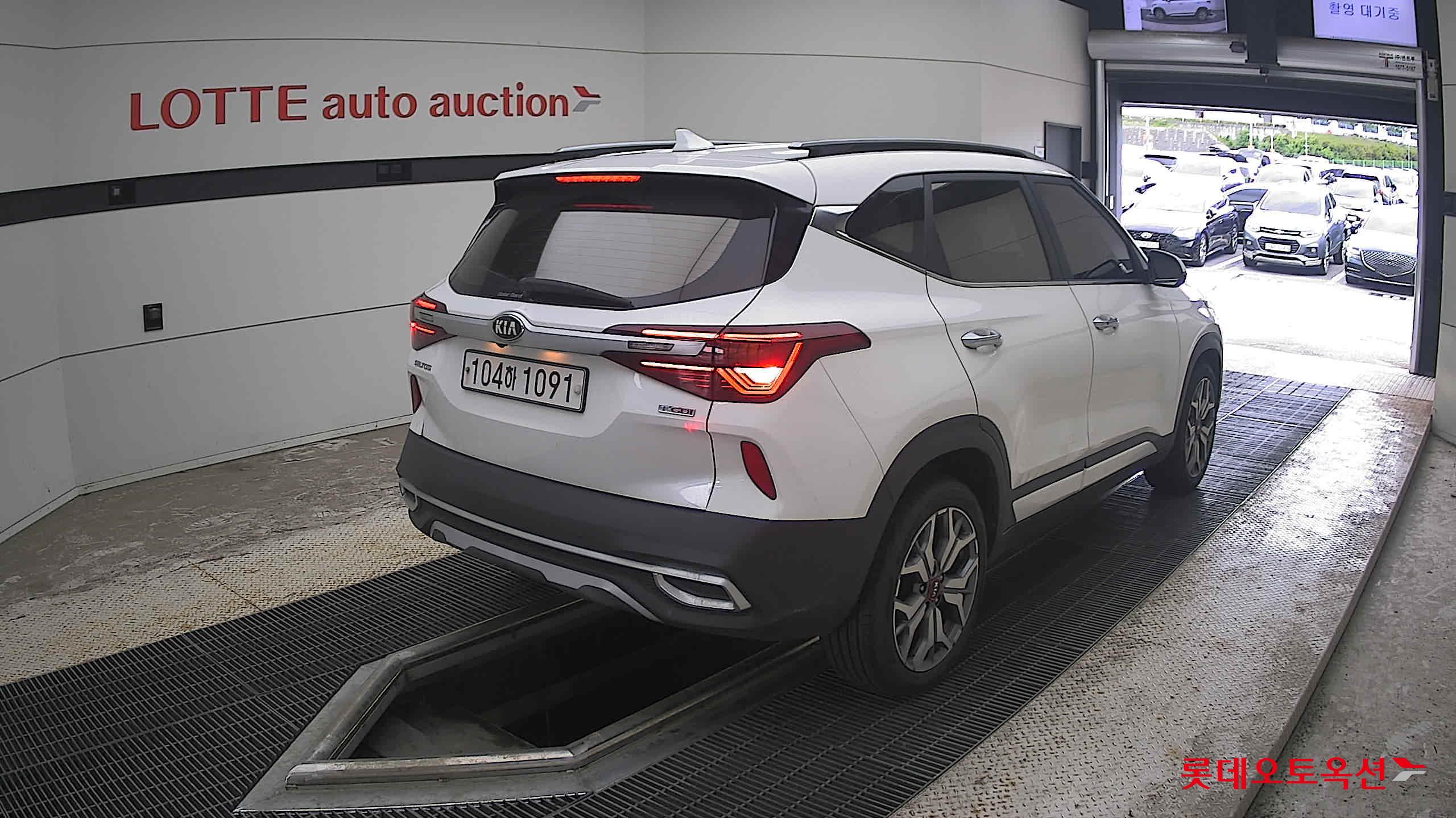 2020 - kia seltos