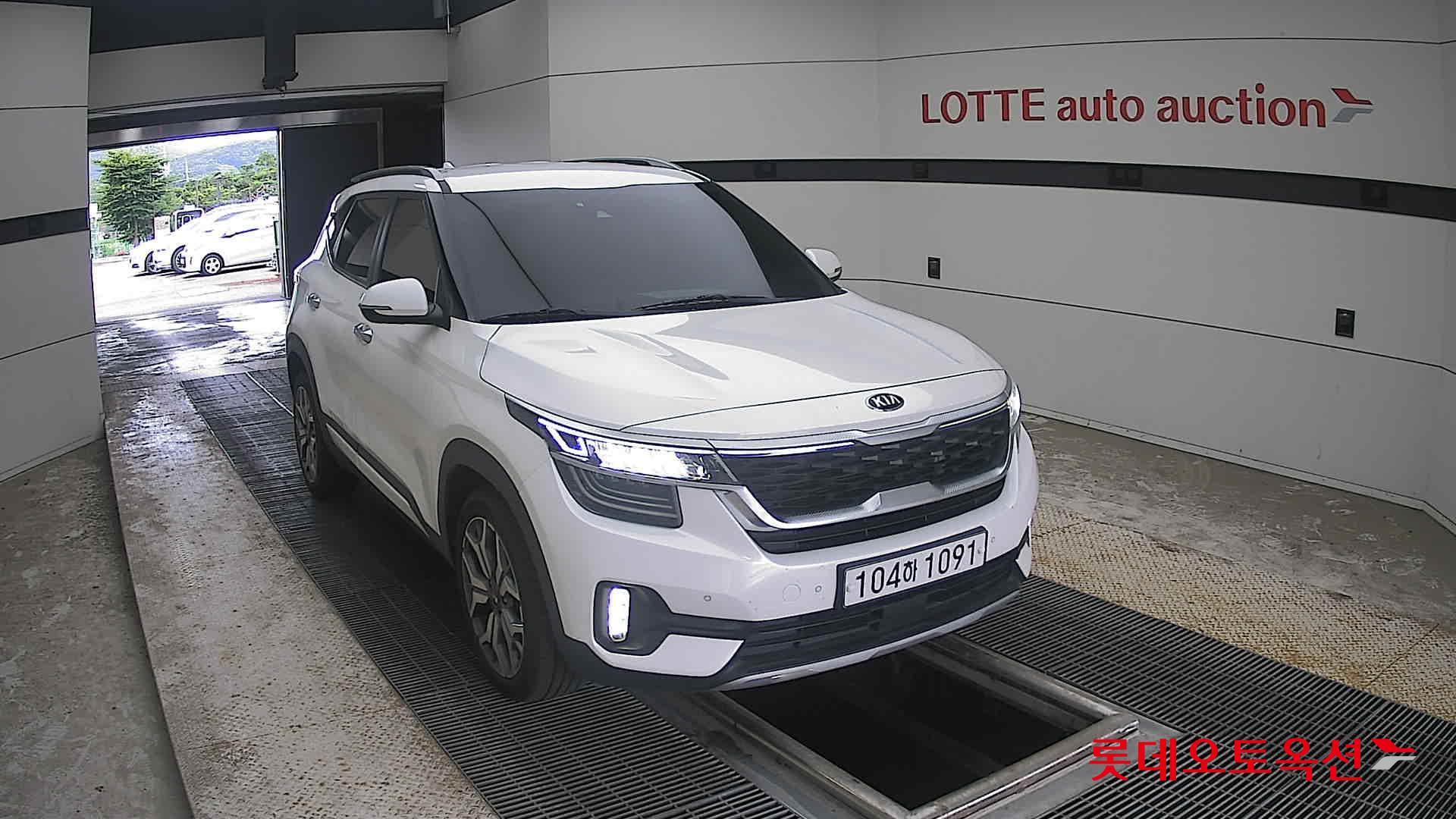2020 - kia seltos