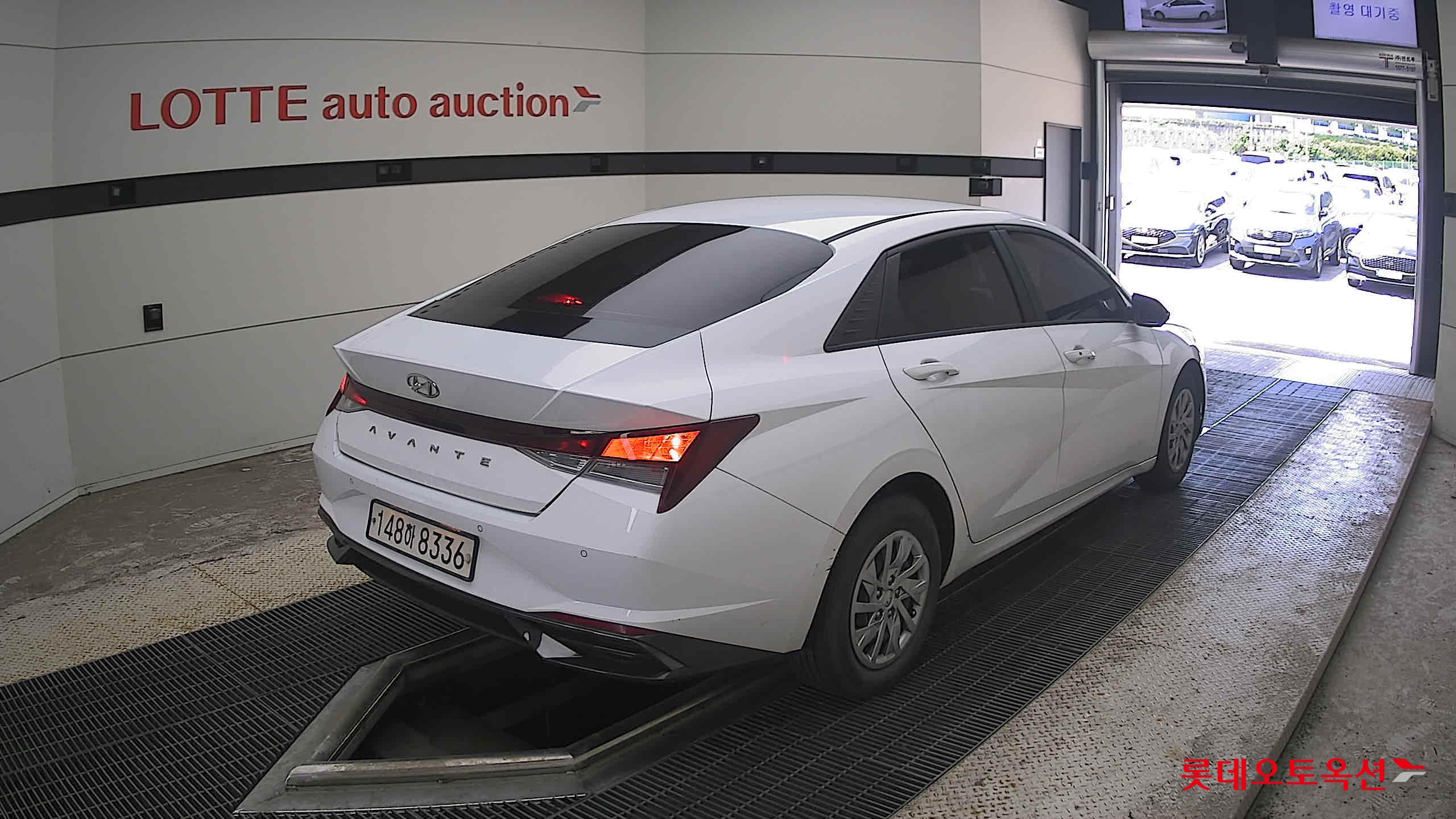 2021 - hyundai avante