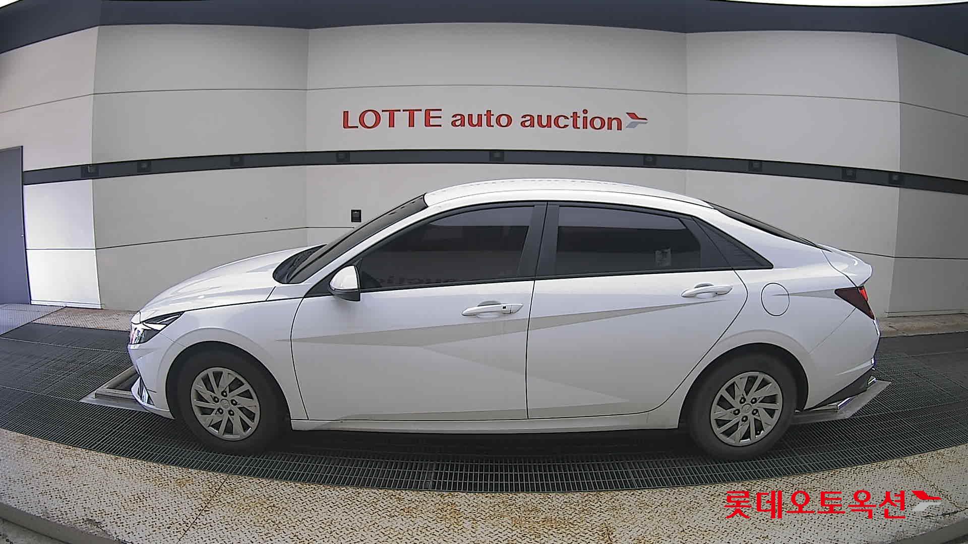 2021 - hyundai avante