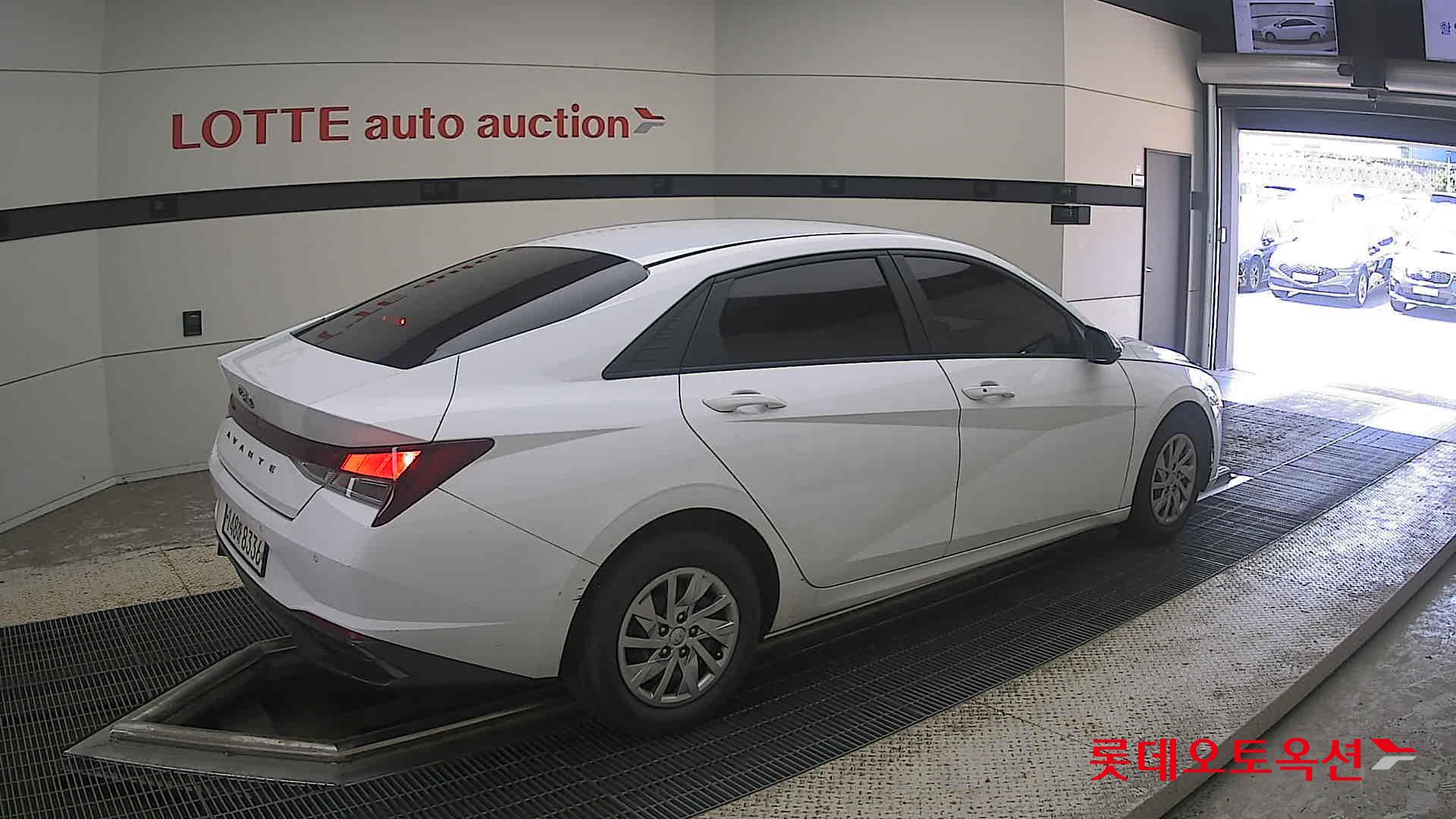 2021 - hyundai avante