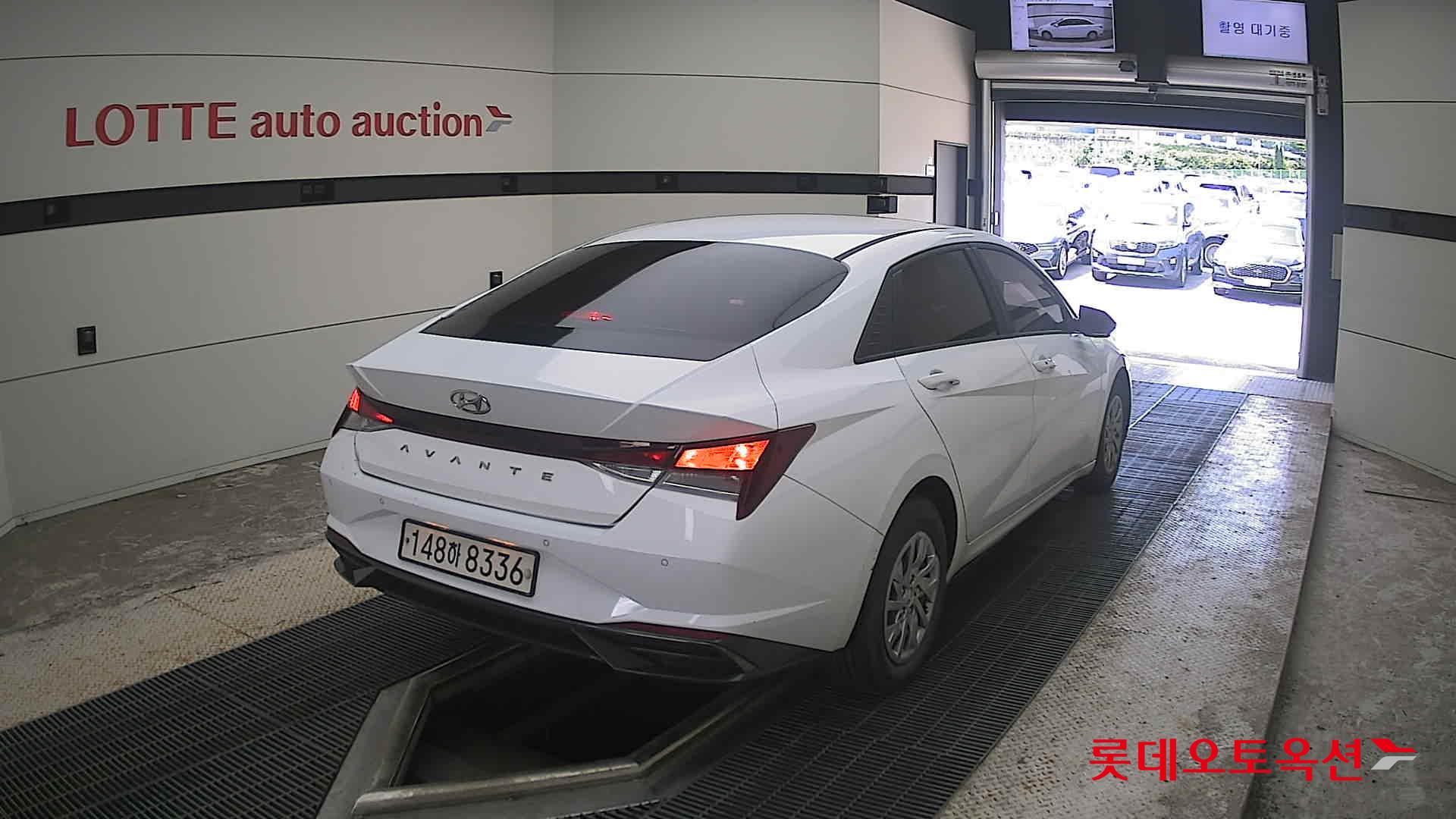 2021 - hyundai avante