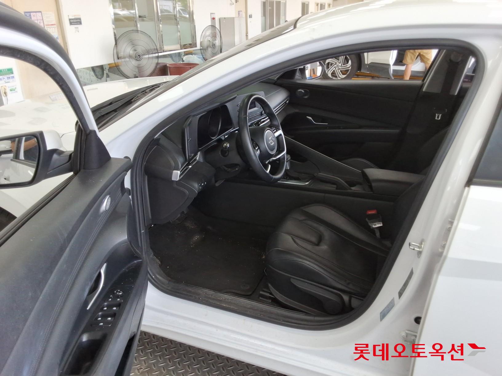 2021 - hyundai avante