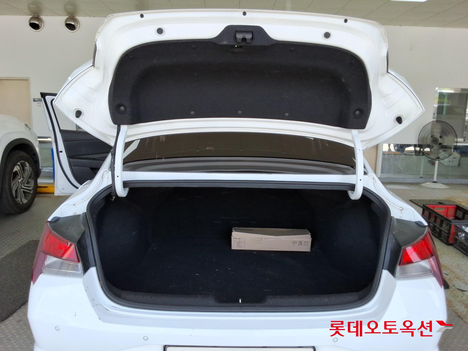 2021 - hyundai avante