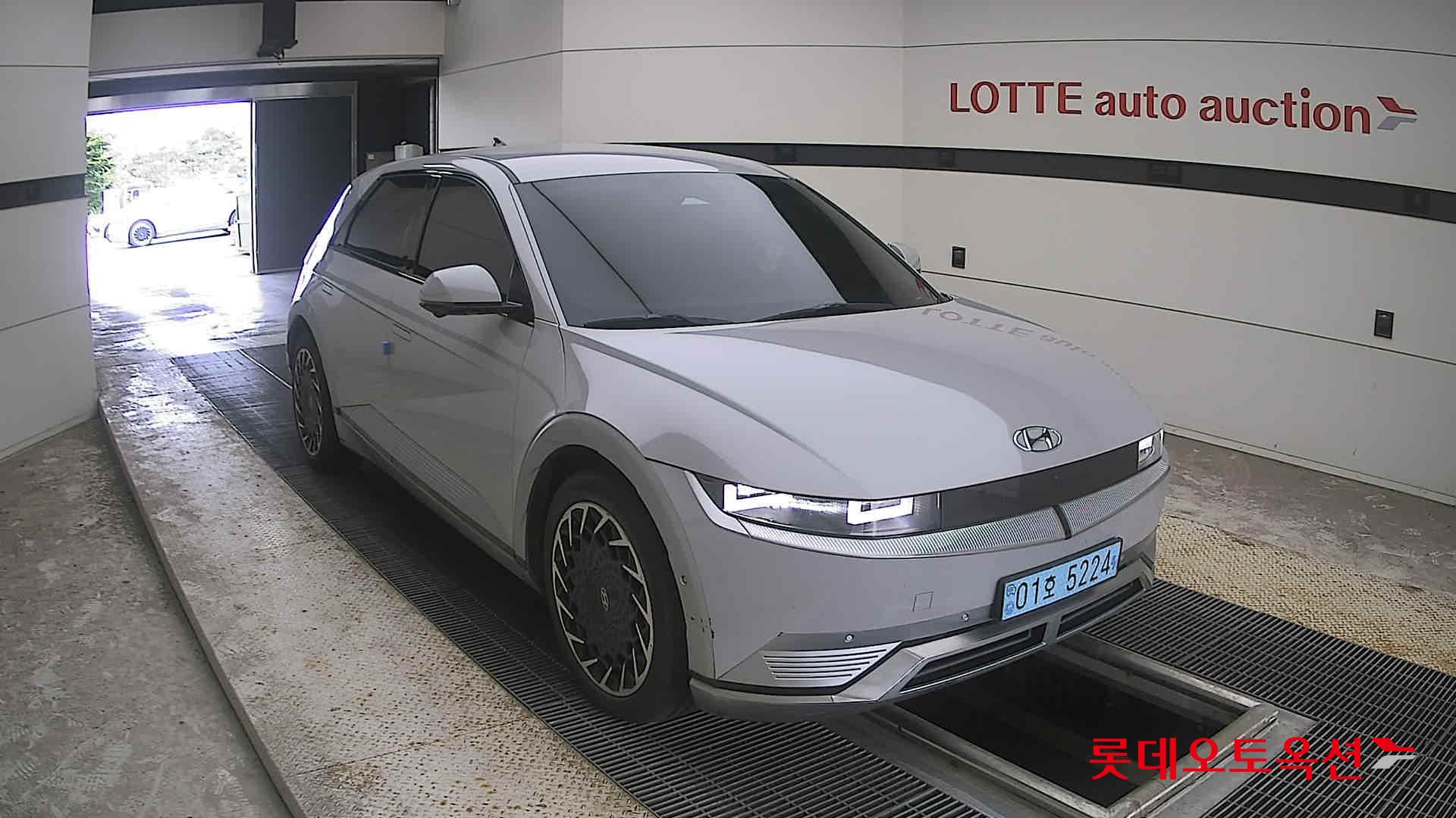2022 - hyundai ioniq