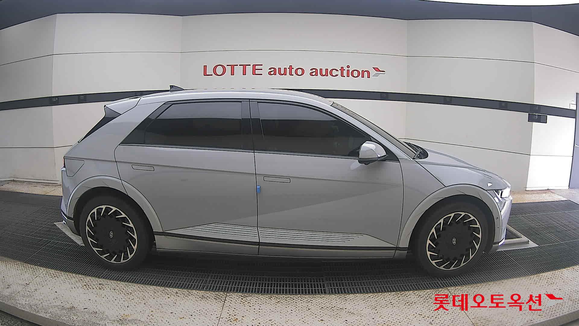 2022 - hyundai ioniq
