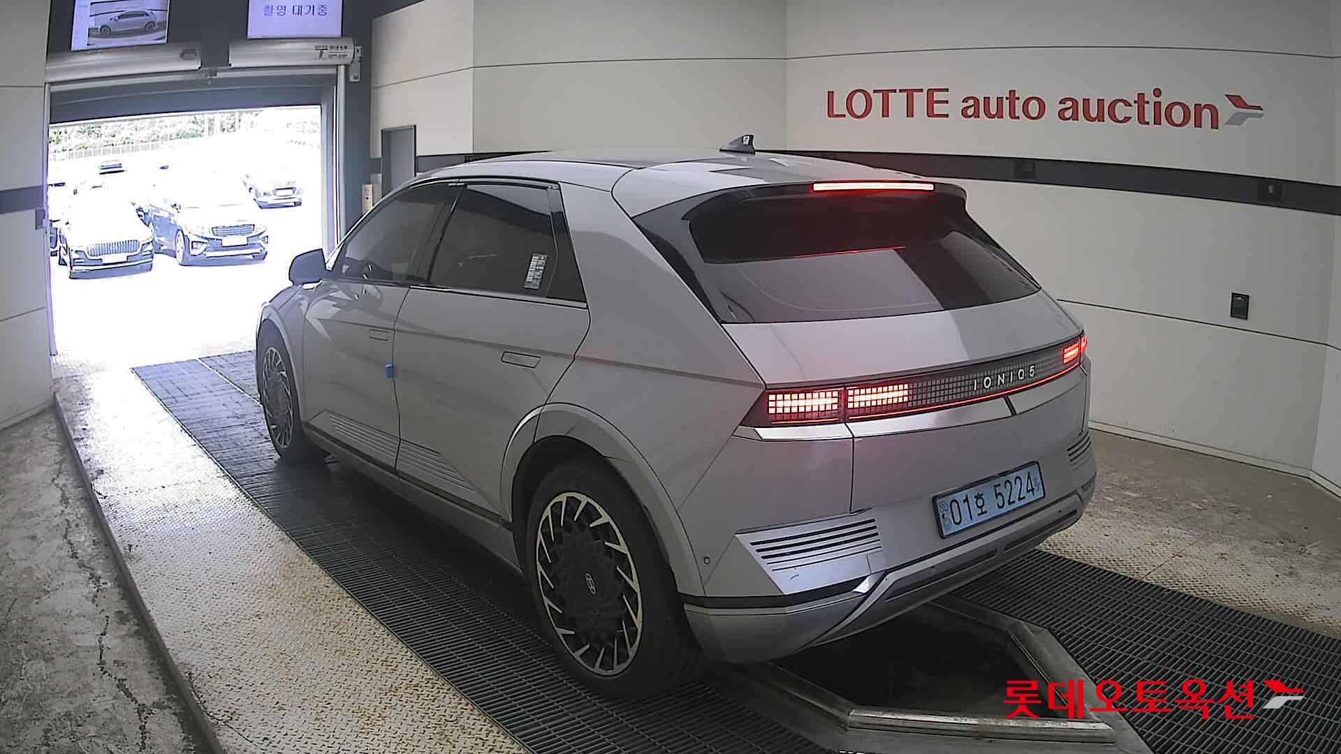 2022 - hyundai ioniq