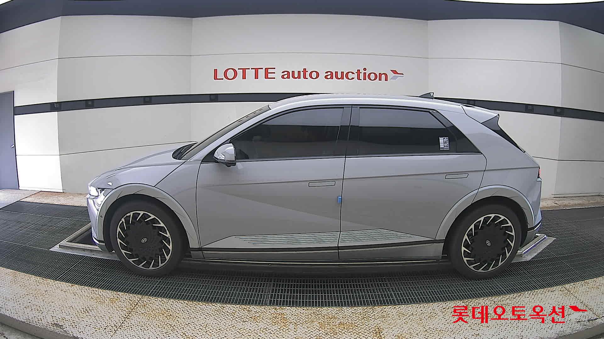 2022 - hyundai ioniq