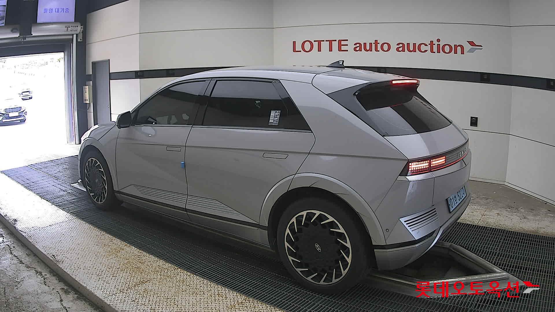 2022 - hyundai ioniq