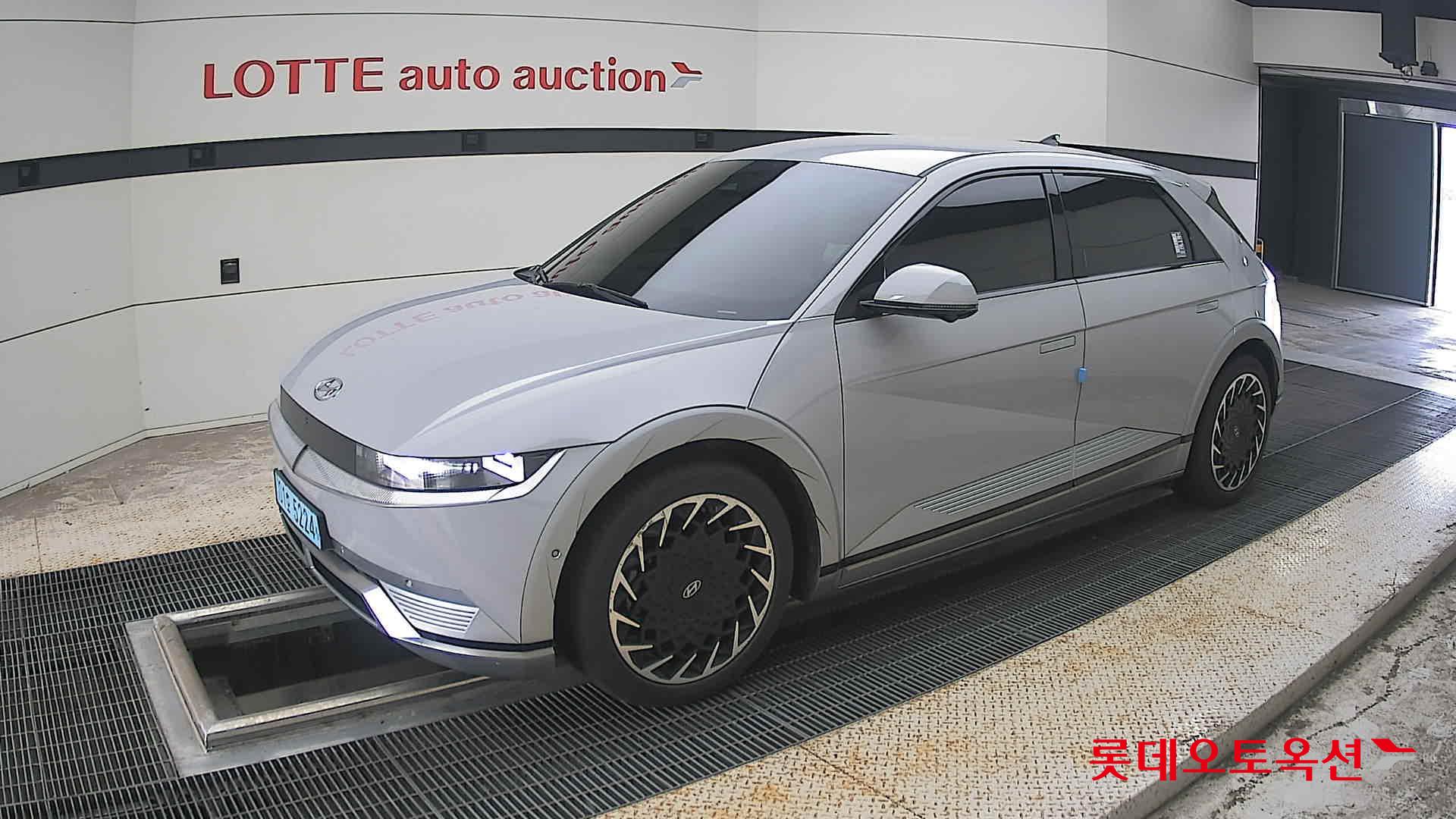 2022 - hyundai ioniq
