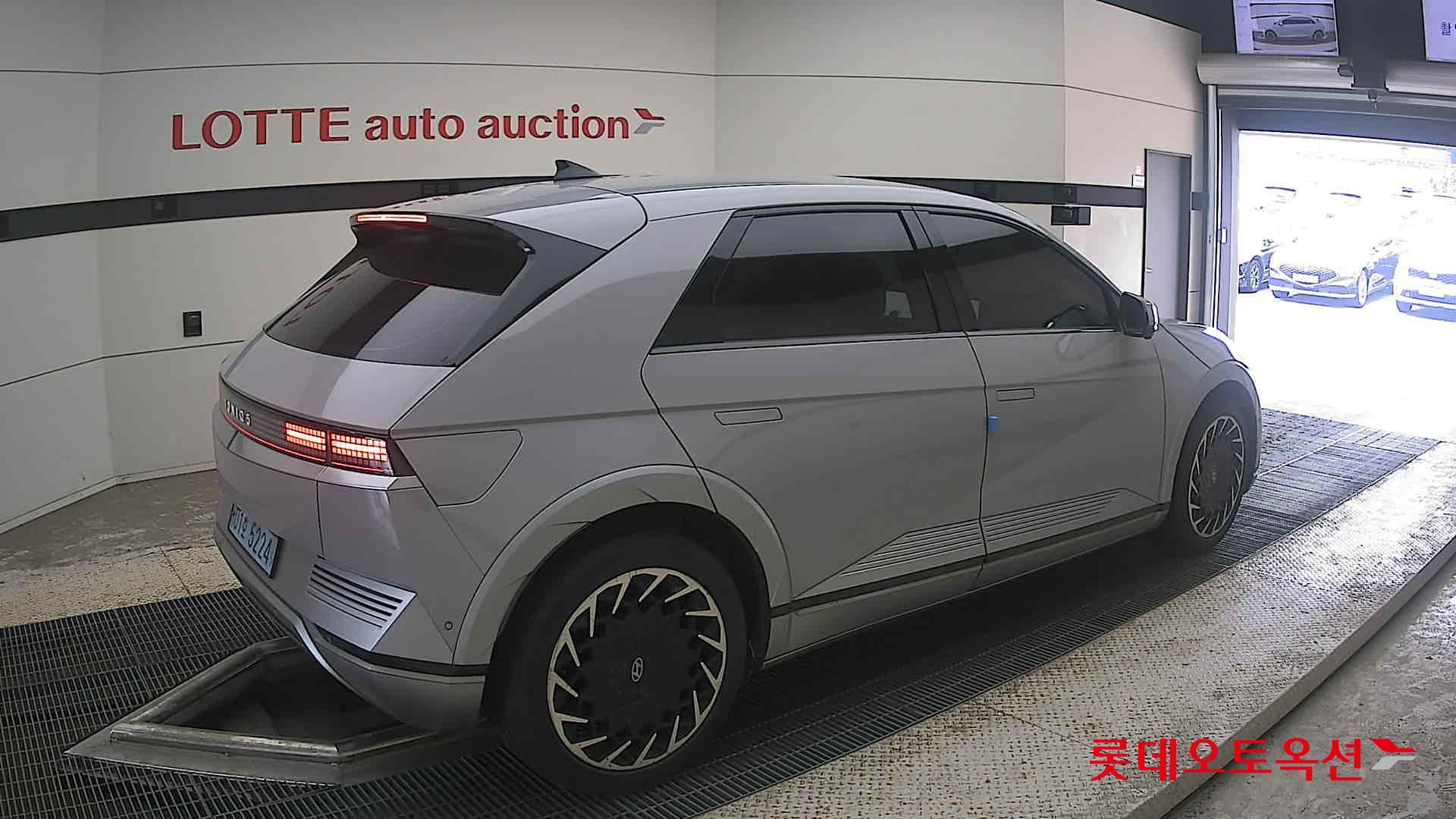2022 - hyundai ioniq