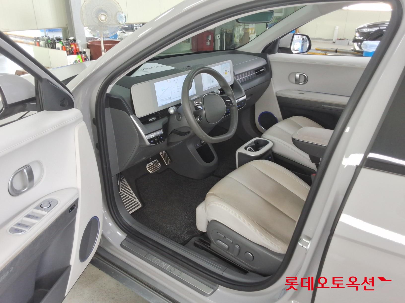 2022 - hyundai ioniq