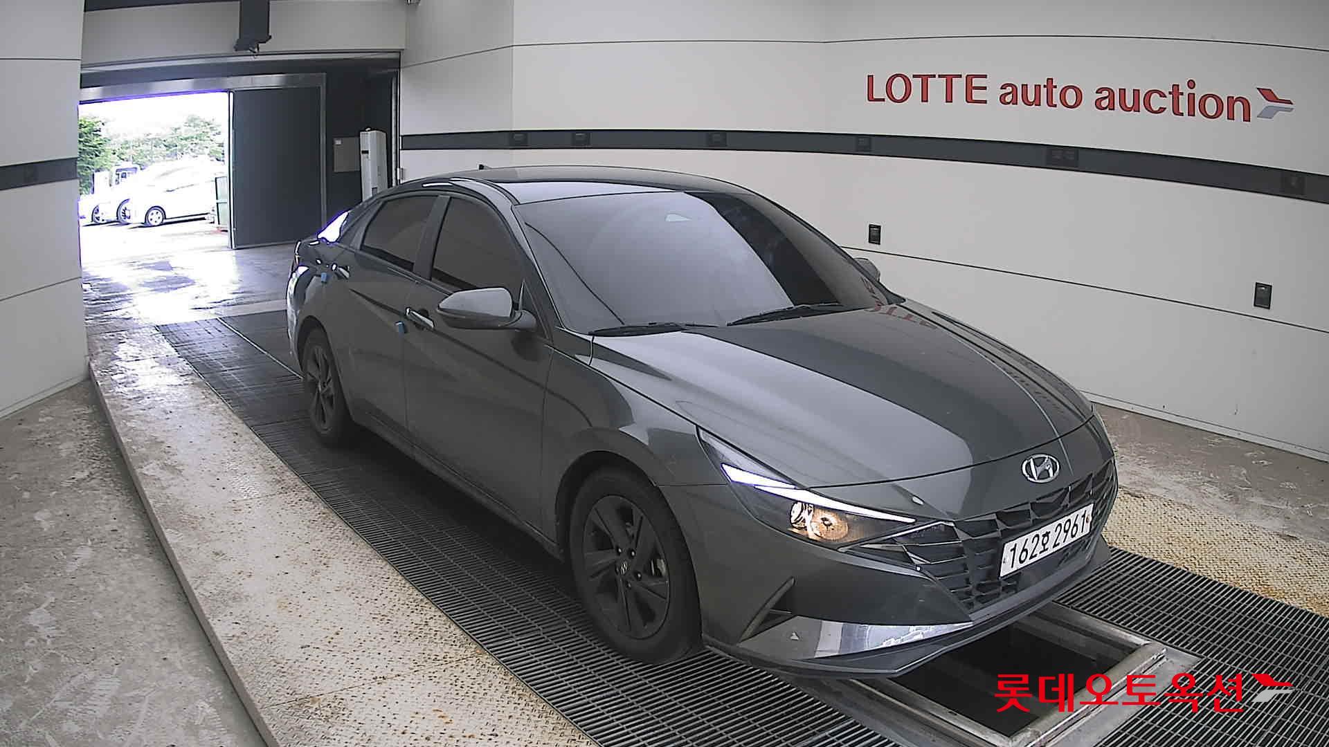 2021 - hyundai avante