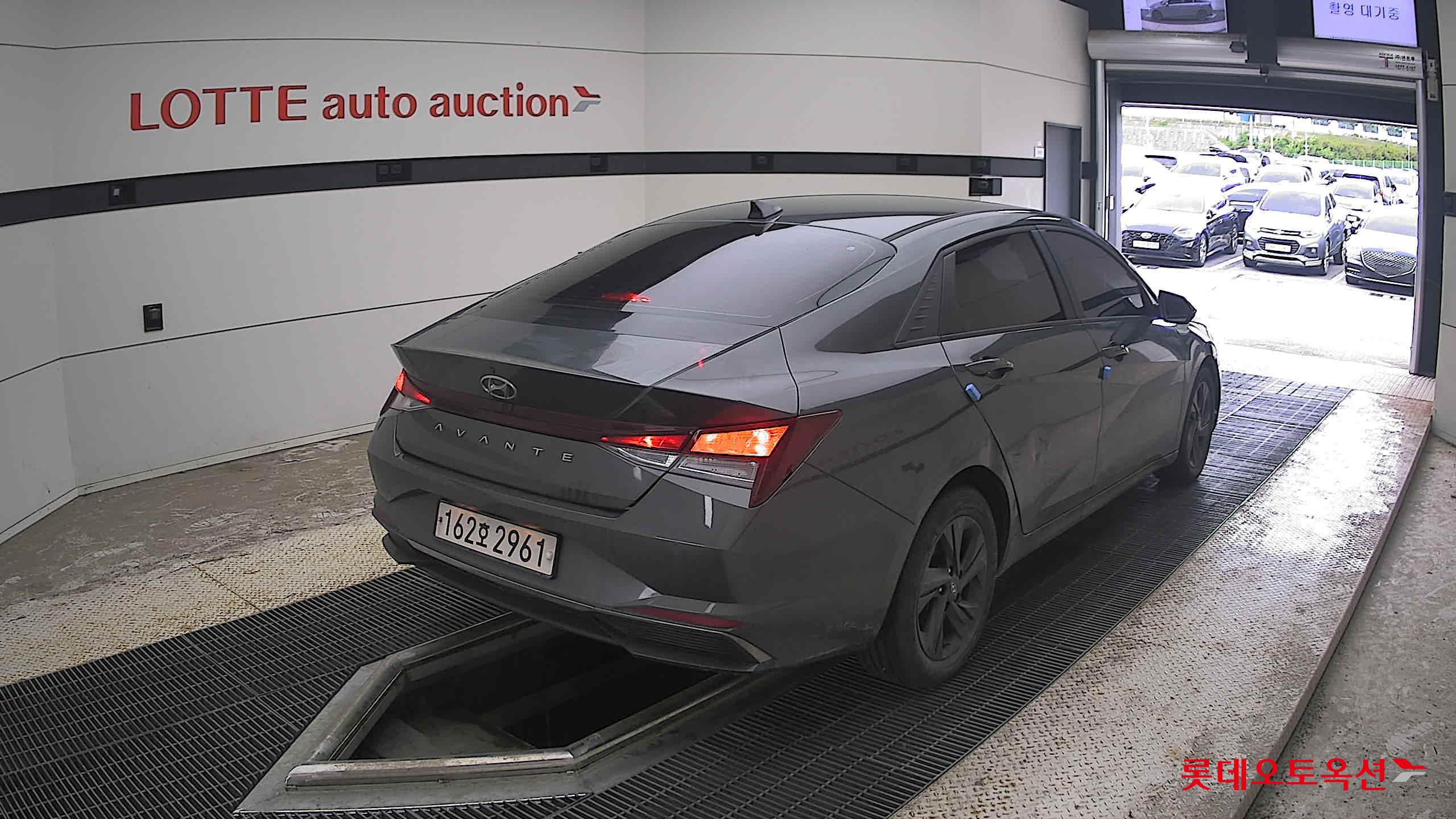 2021 - hyundai avante