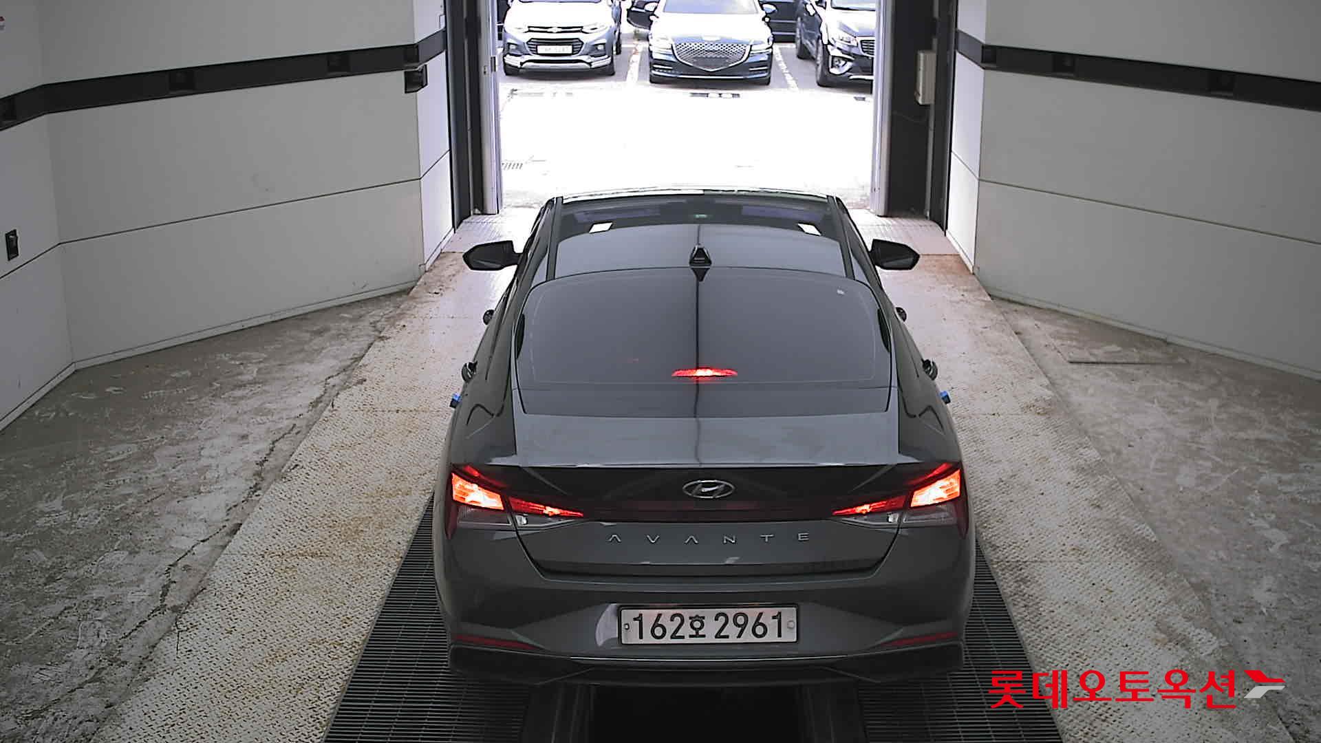 2021 - hyundai avante