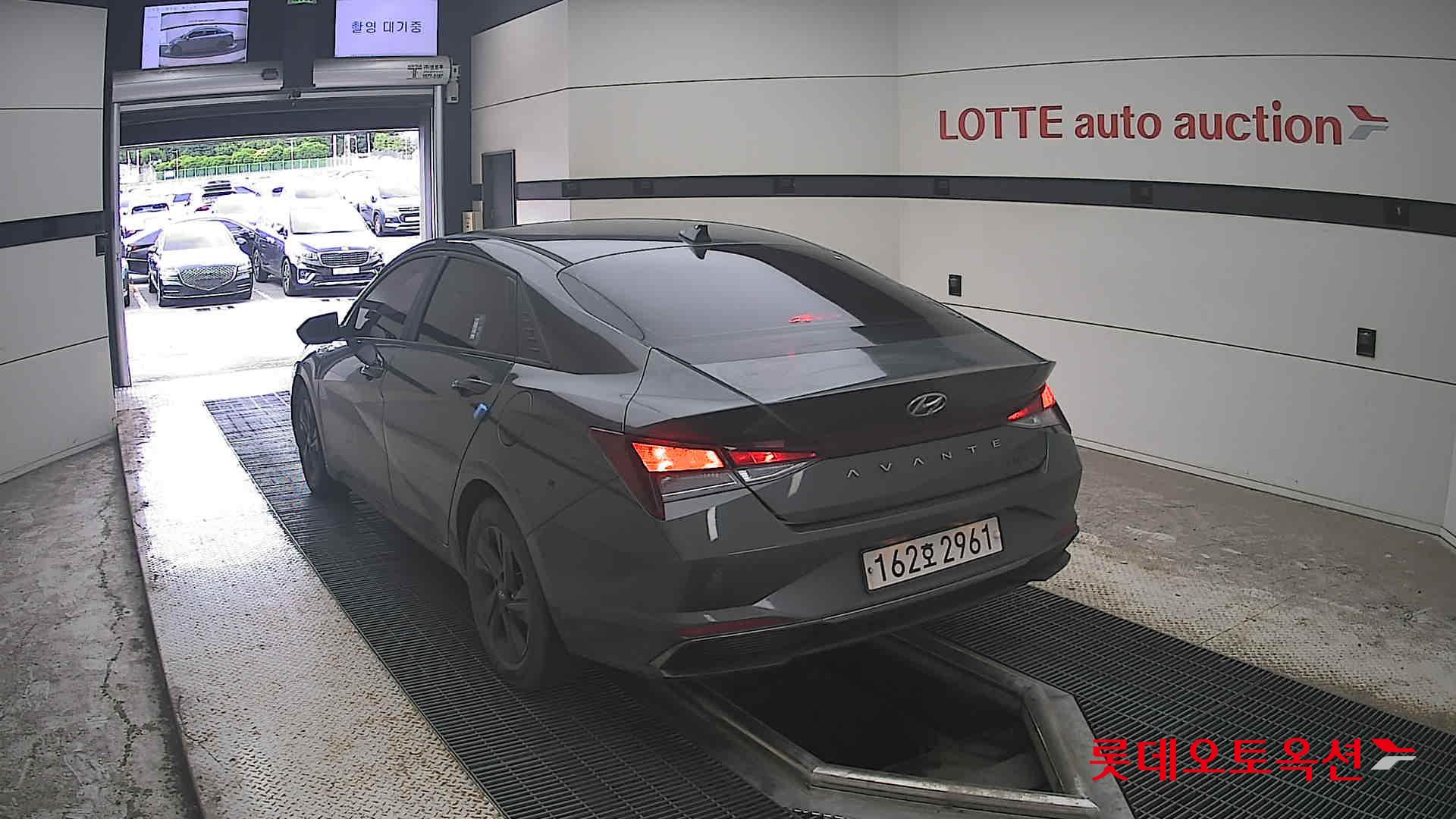 2021 - hyundai avante