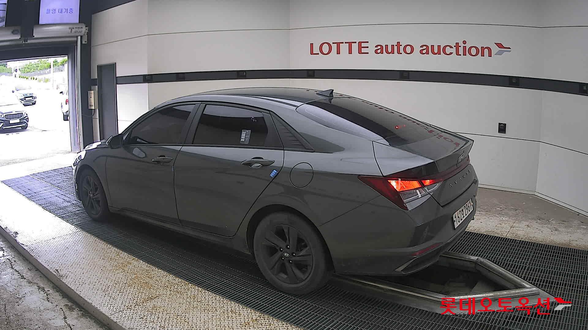 2021 - hyundai avante