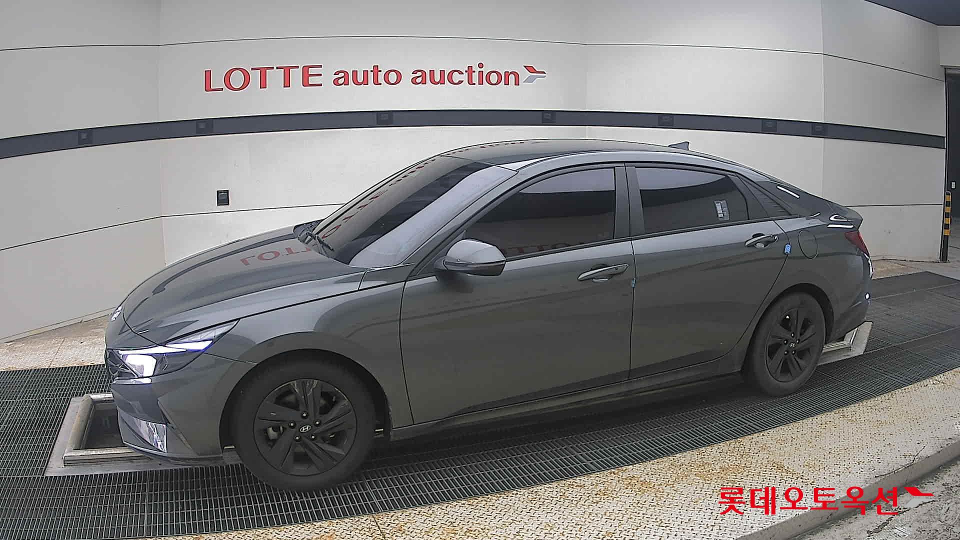 2021 - hyundai avante