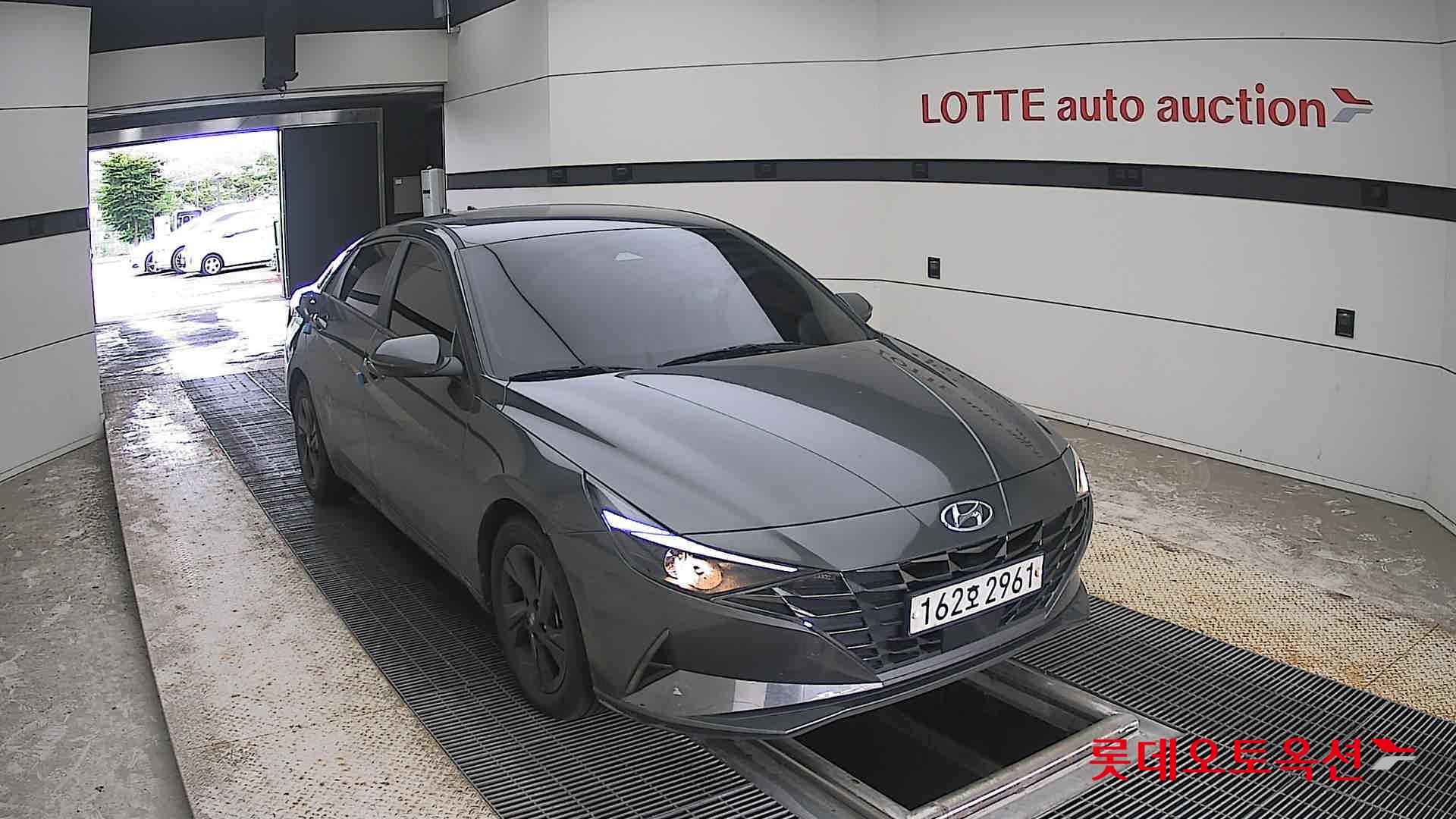 2021 - hyundai avante