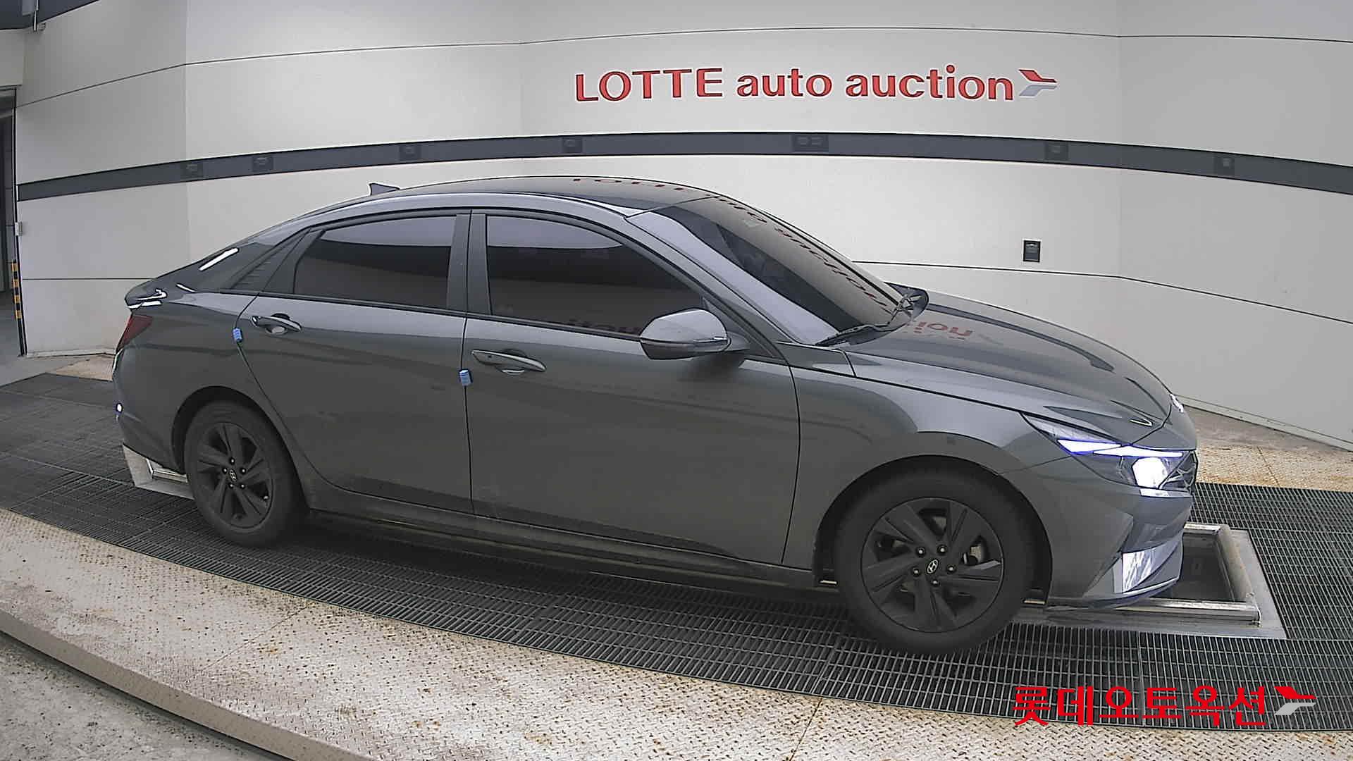 2021 - hyundai avante