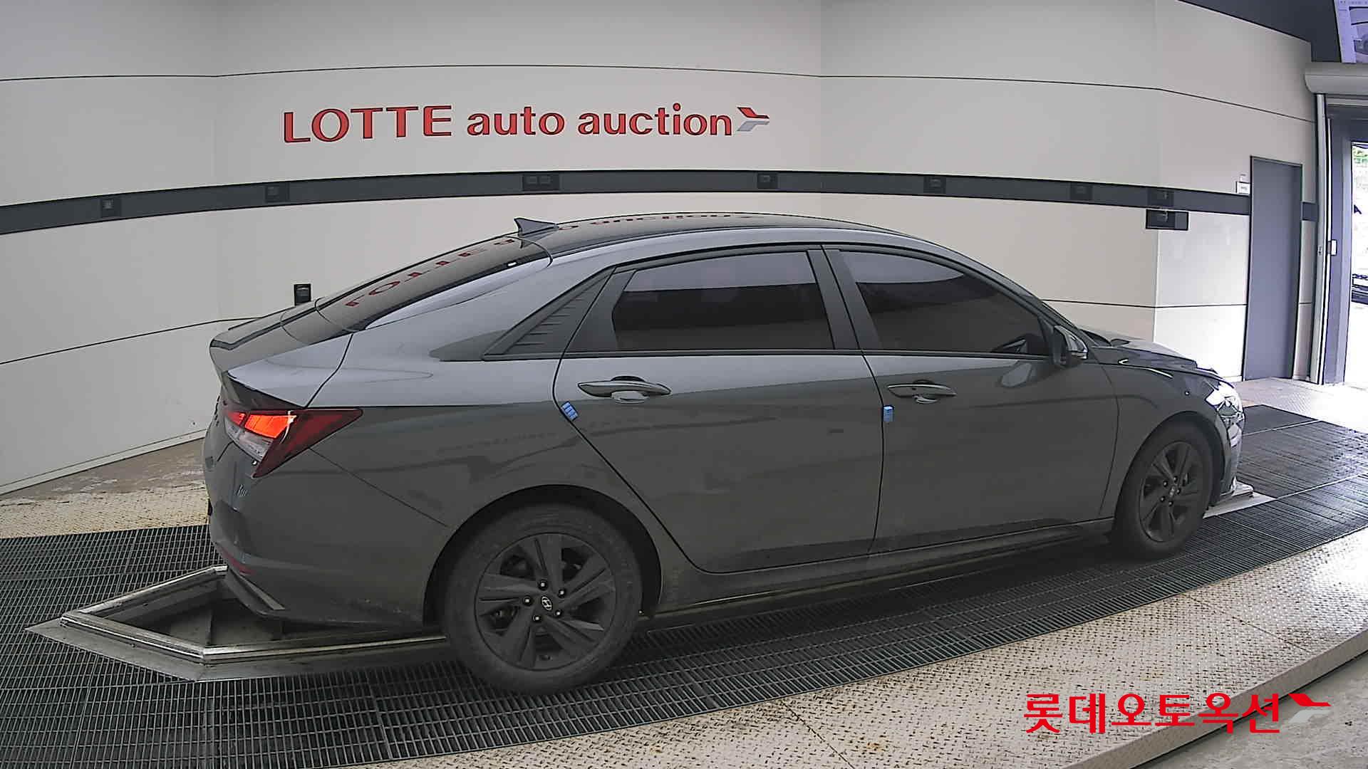 2021 - hyundai avante