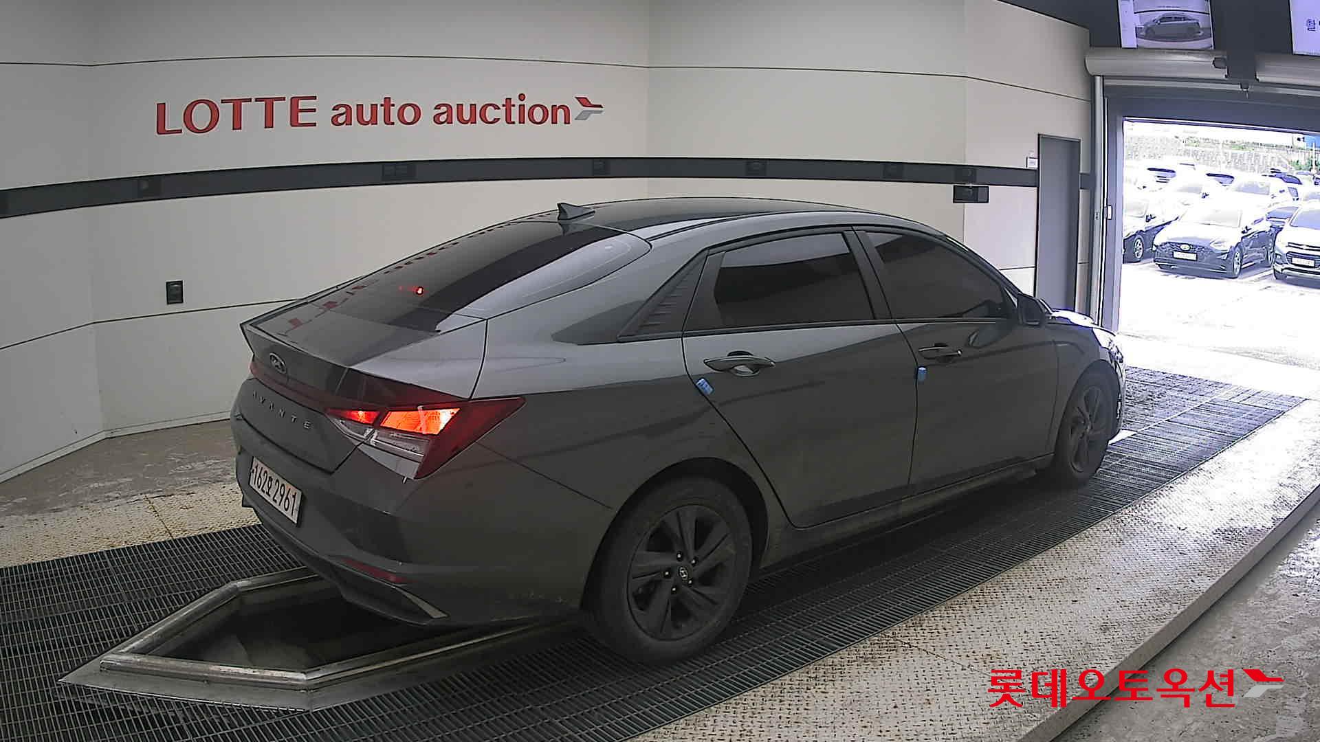 2021 - hyundai avante