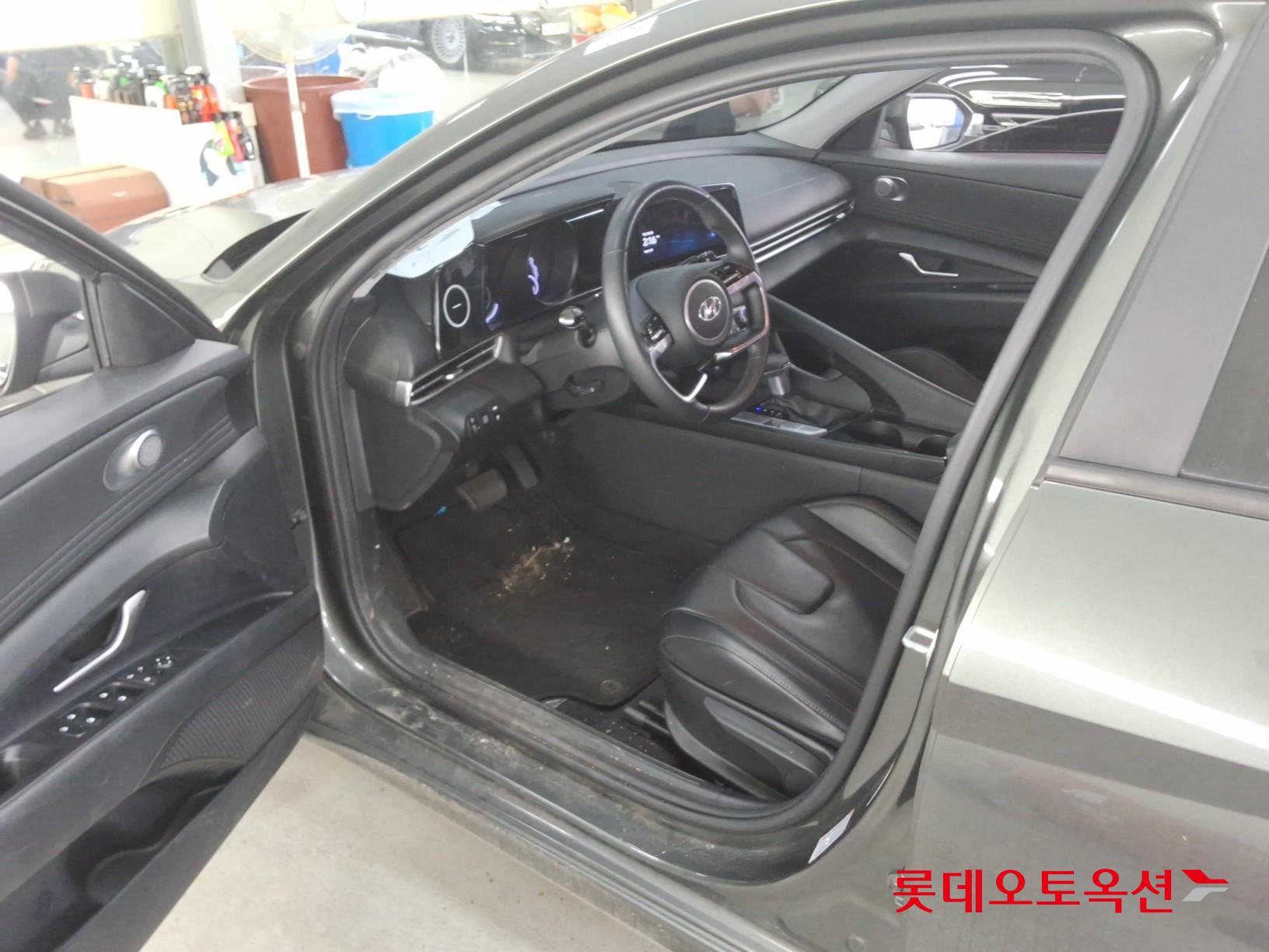 2021 - hyundai avante