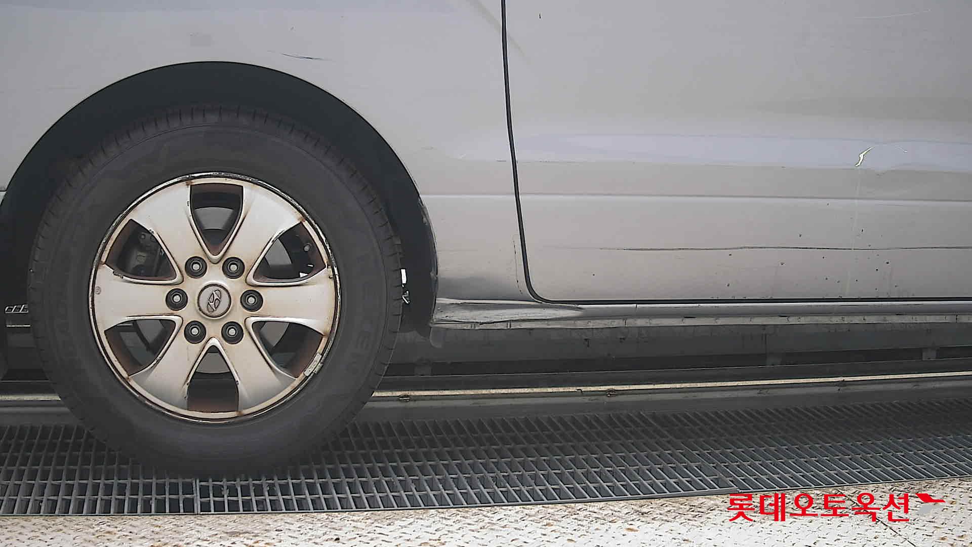 2021 - hyundai grand starex