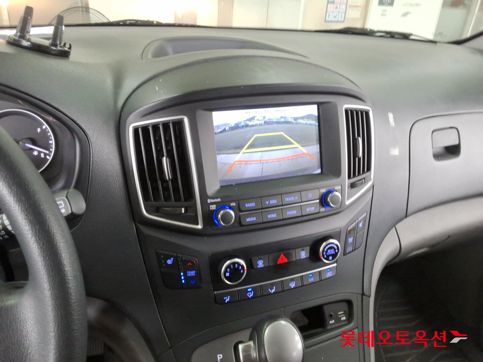 2021 - hyundai grand starex