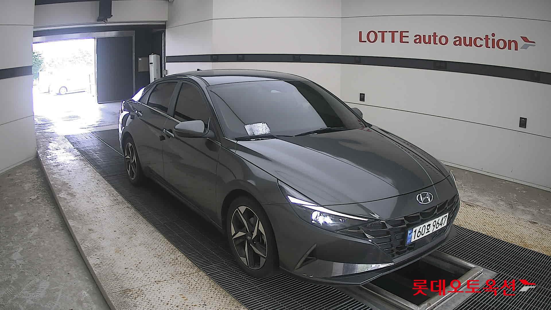 2021 - hyundai avante