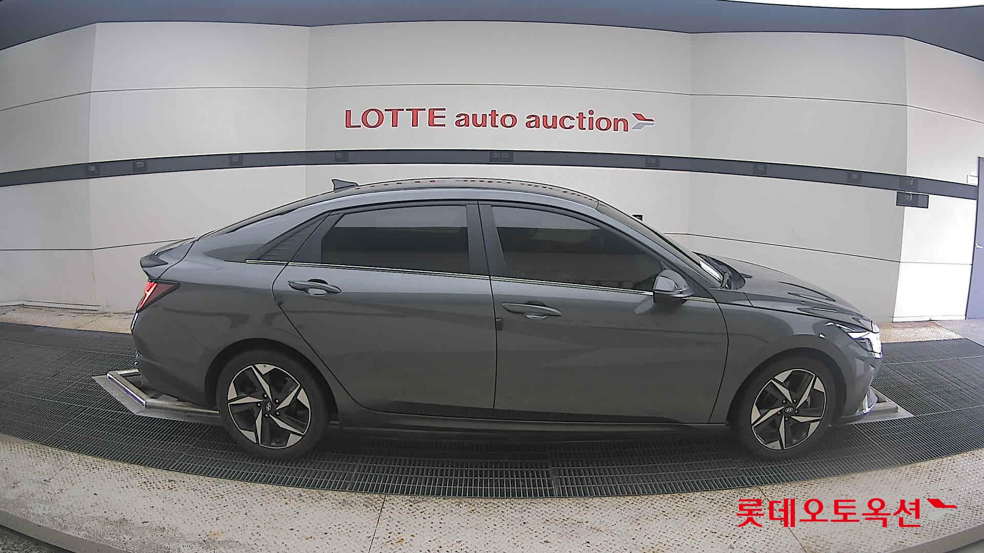 2021 - hyundai avante