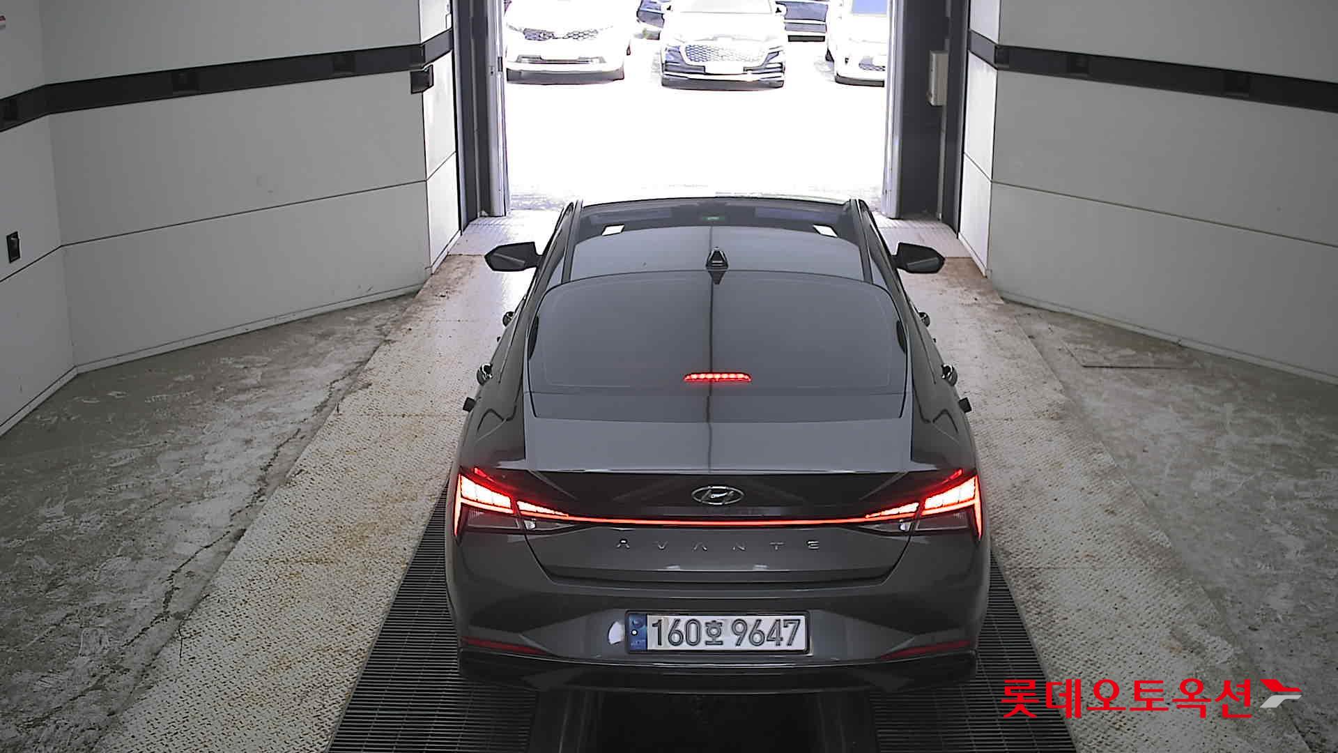 2021 - hyundai avante