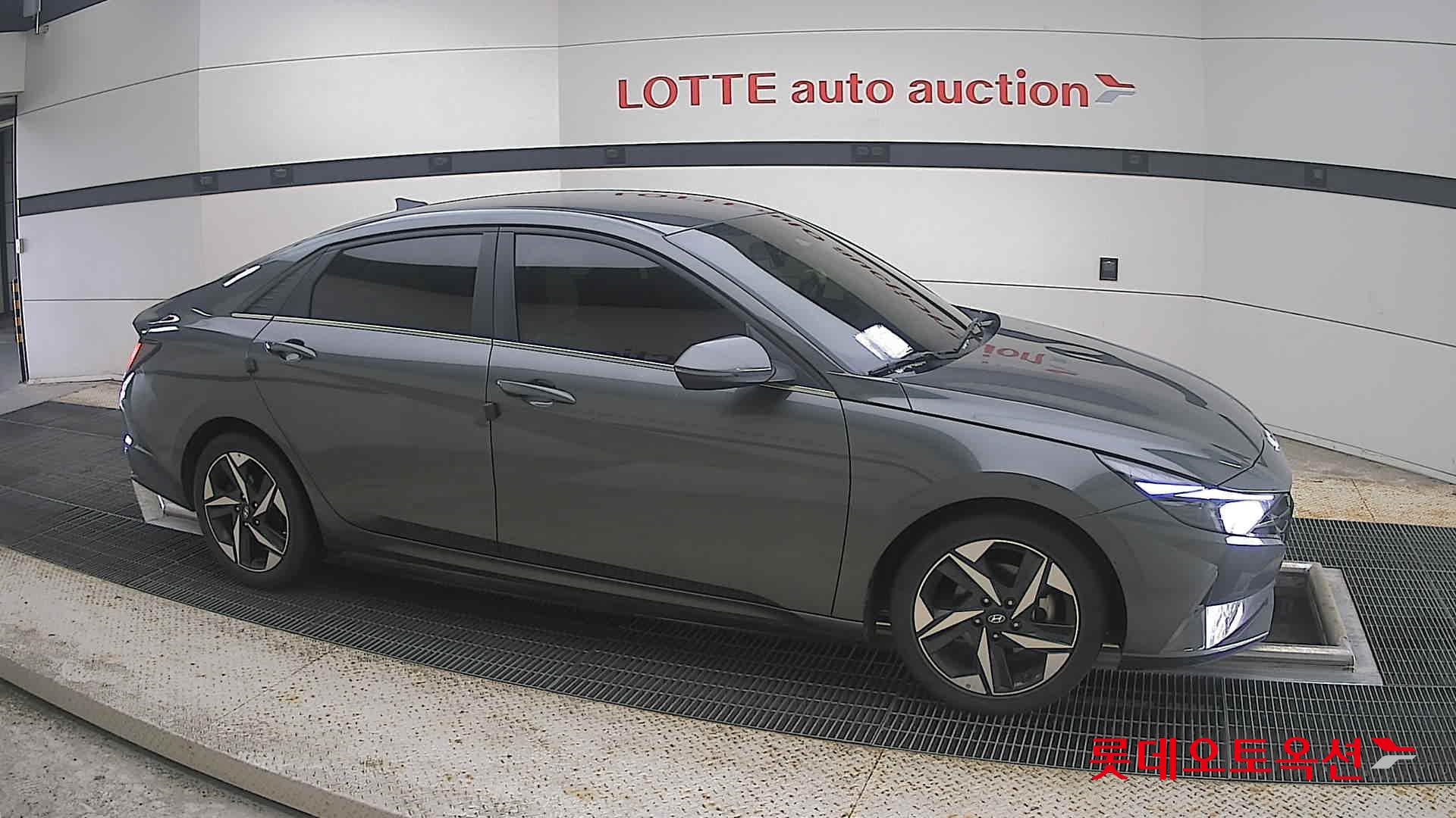 2021 - hyundai avante