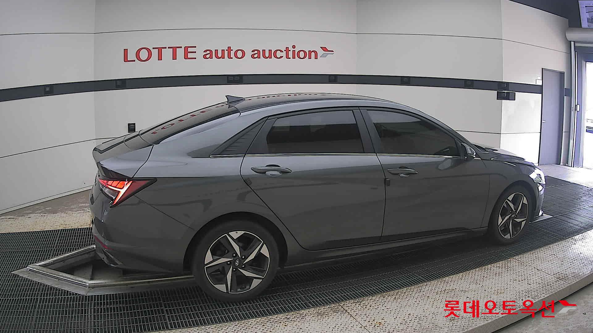 2021 - hyundai avante