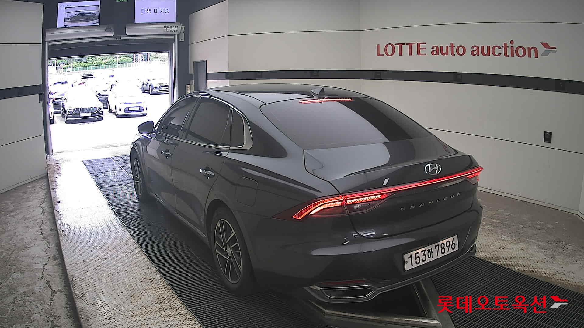 2021 - hyundai grandeur