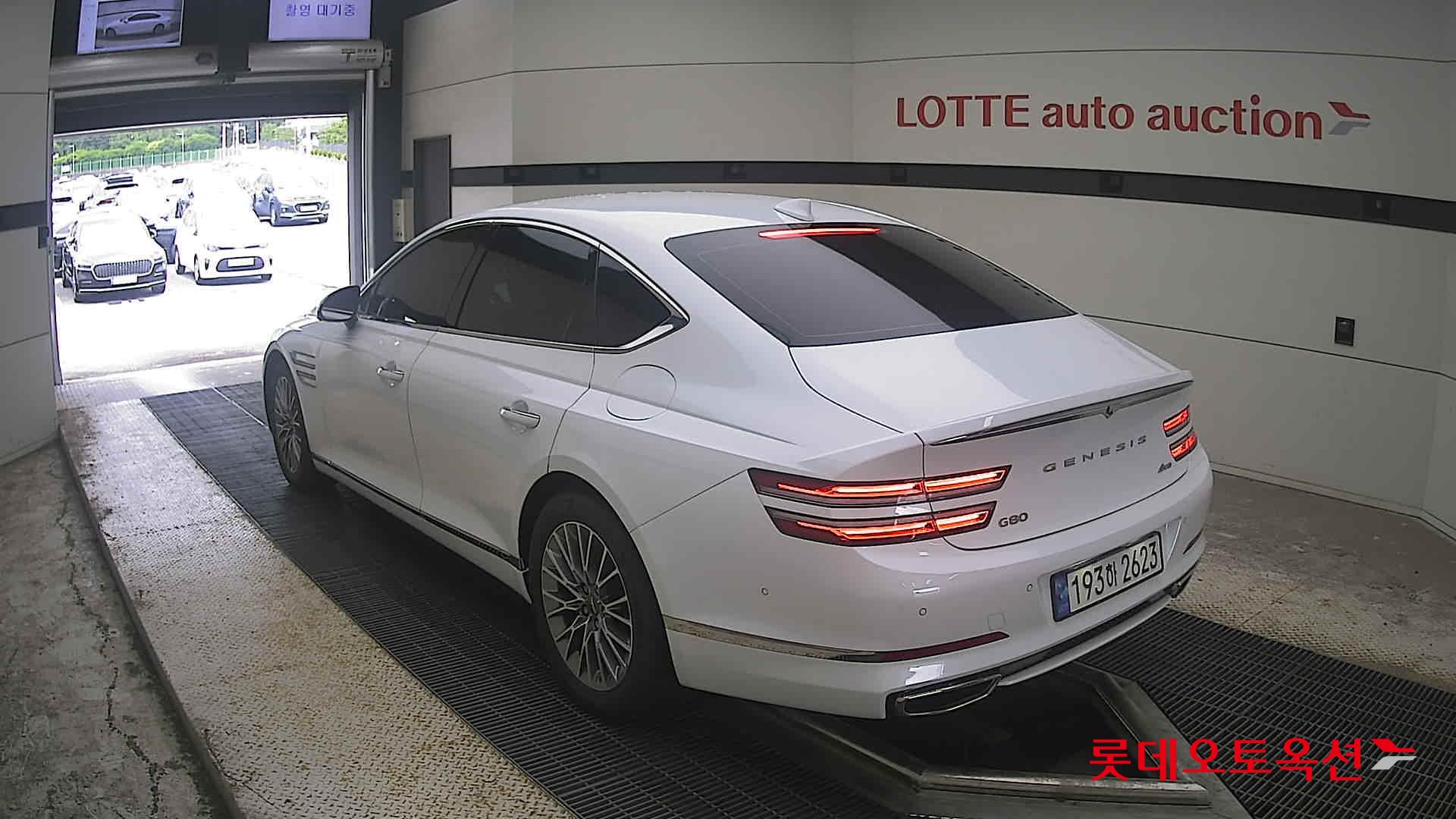 2022 - genesis g80