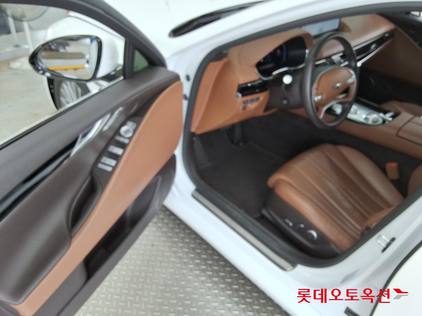 2022 - genesis g80