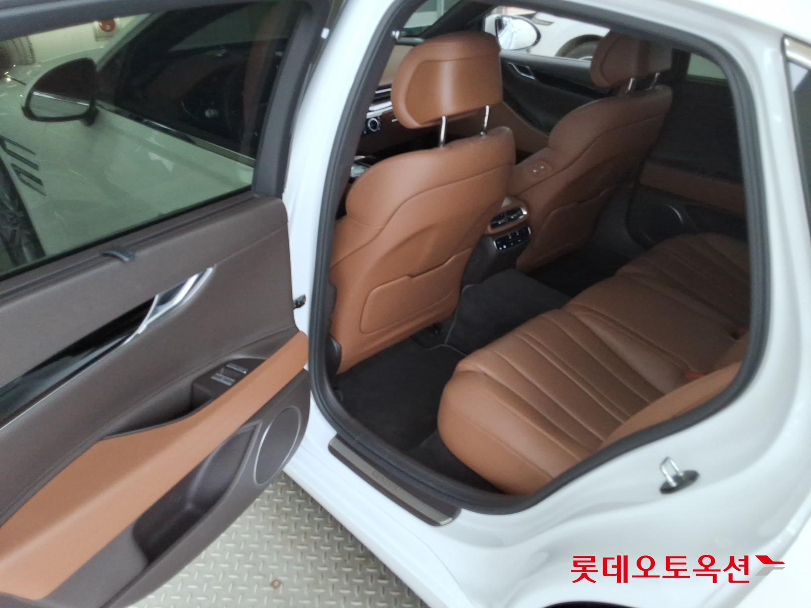 2022 - genesis g80