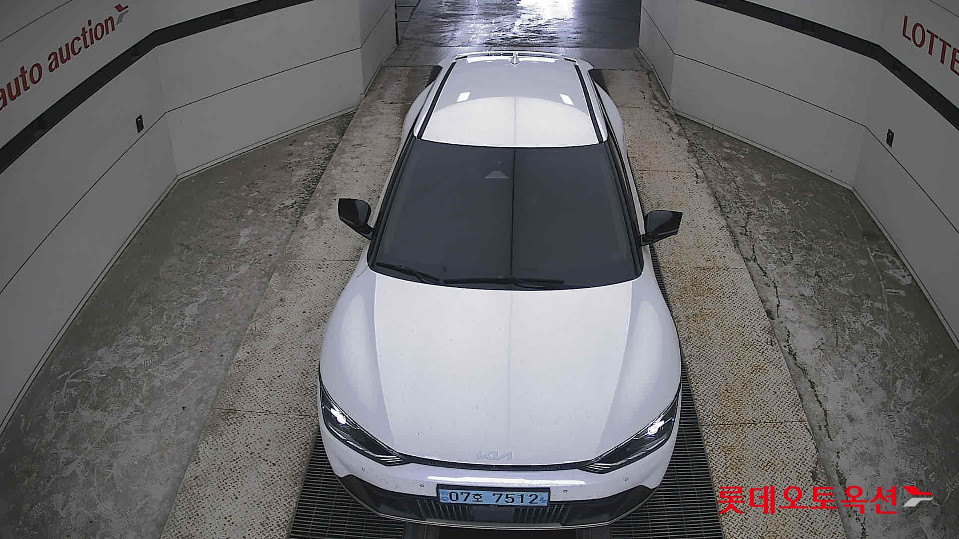 2022 - kia ev6