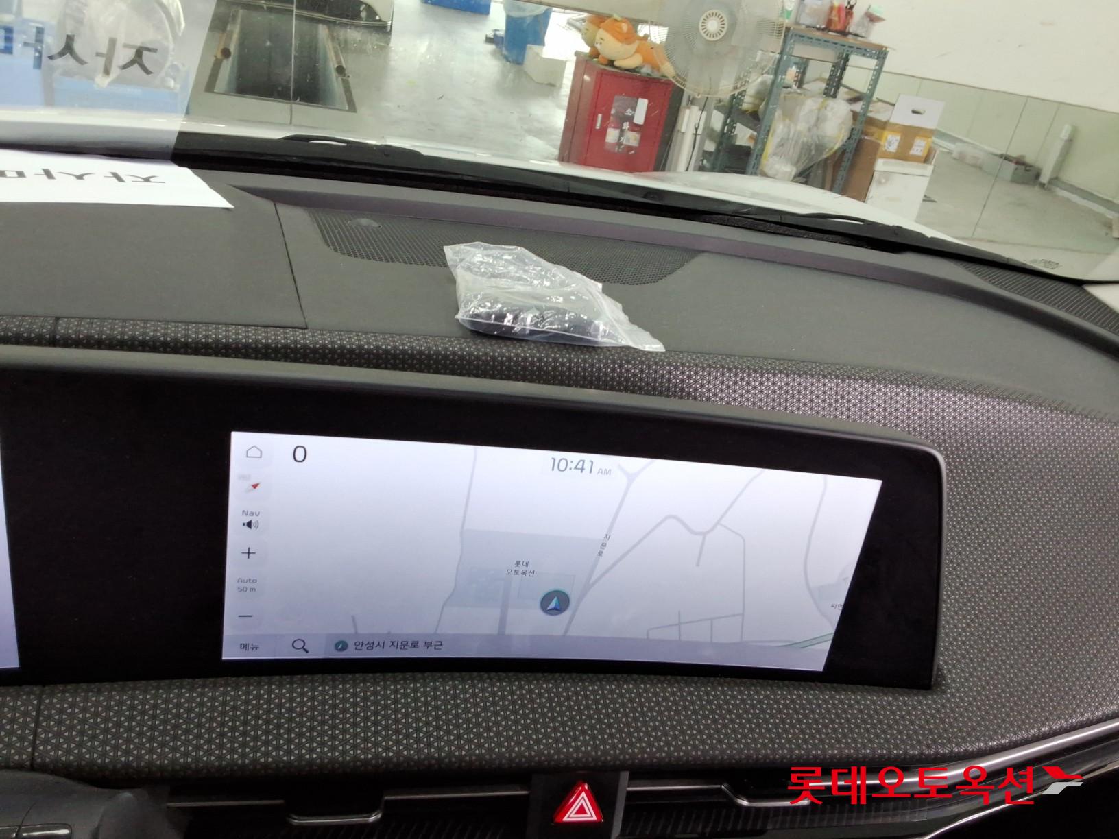 2022 - kia ev6