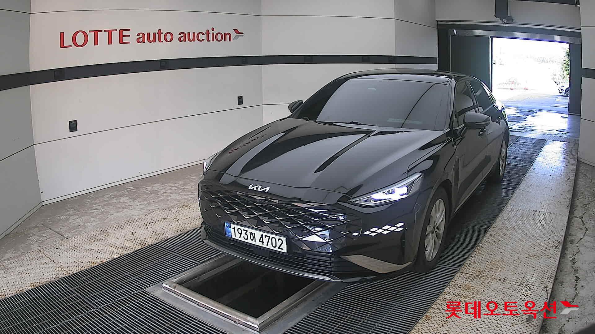 2023 - kia k8
