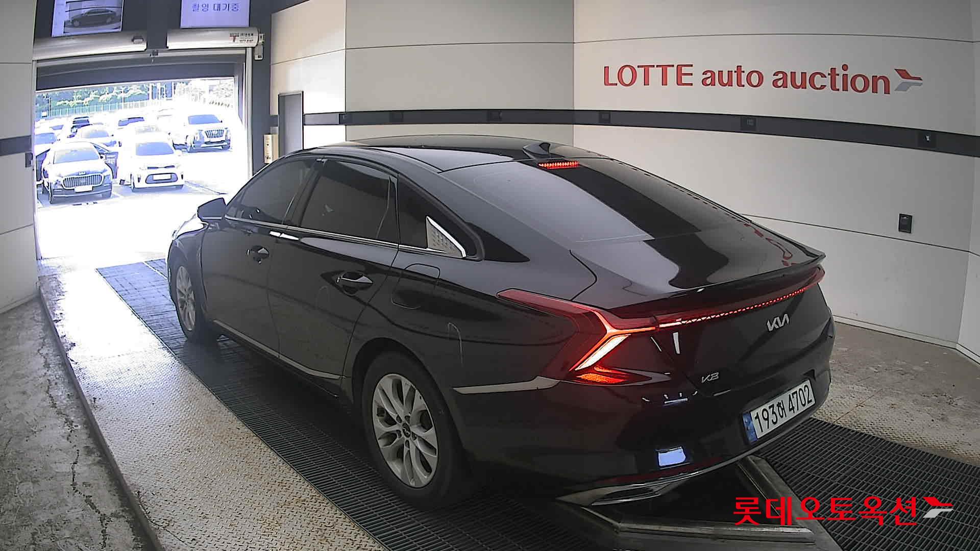 2023 - kia k8