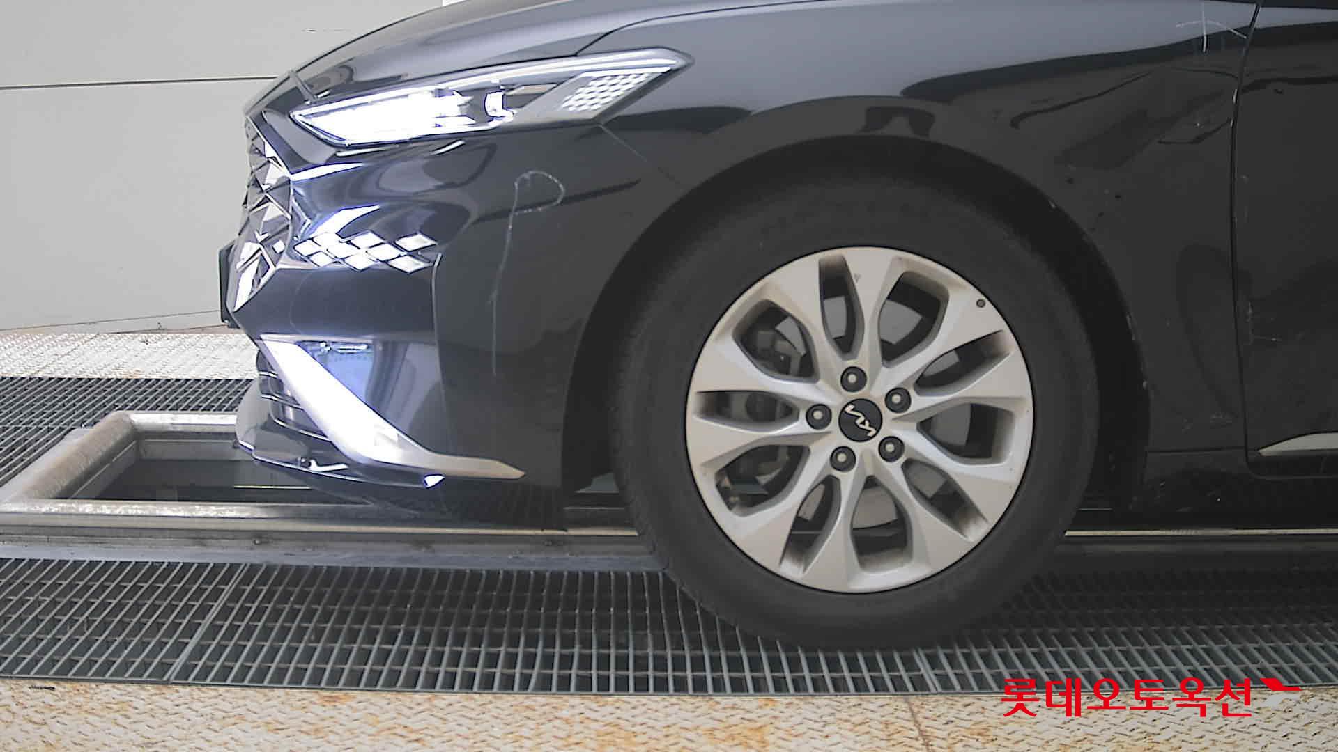 2023 - kia k8