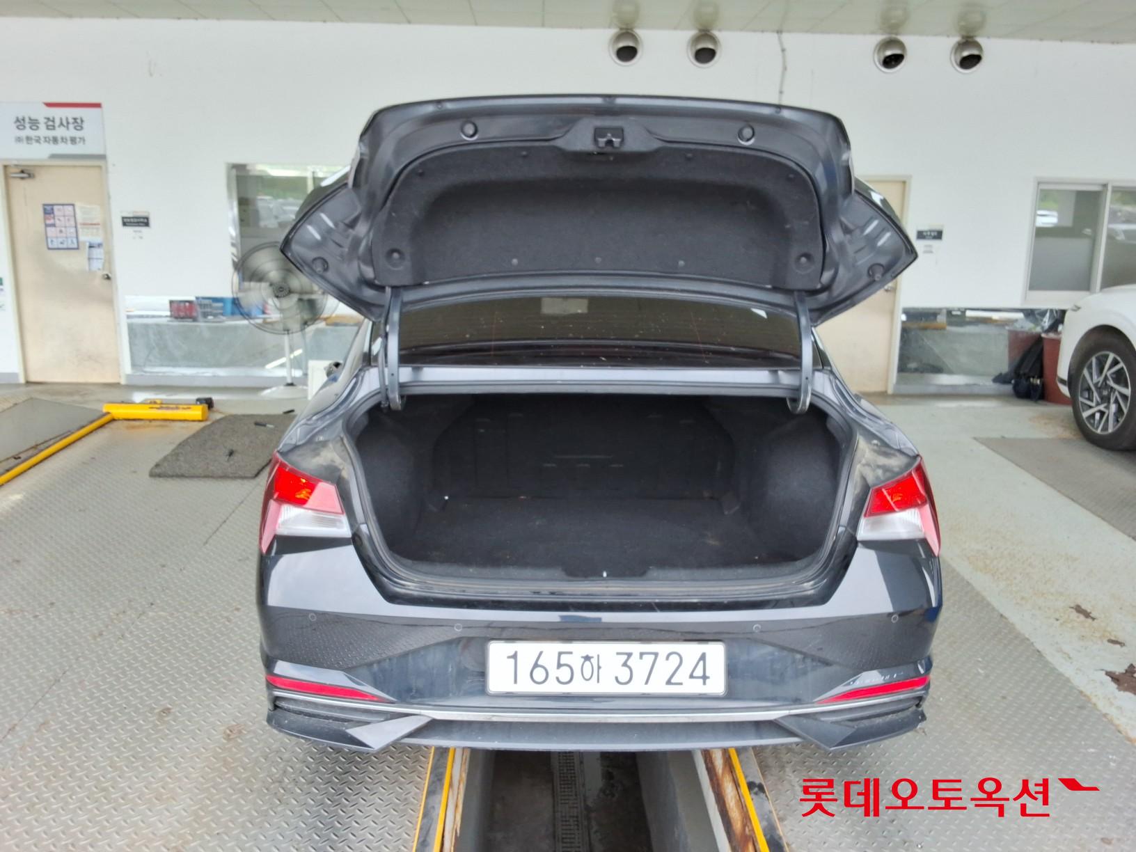 2022 - hyundai avante