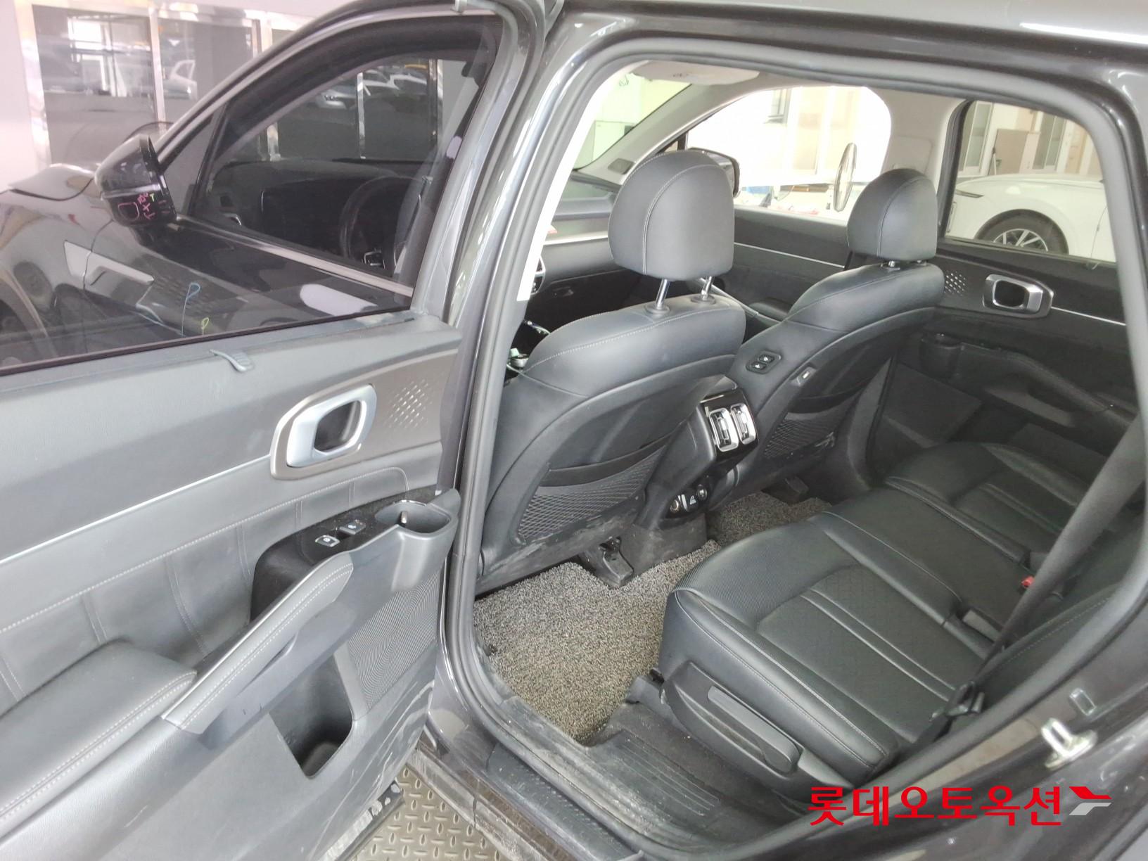 2022 - kia sorento
